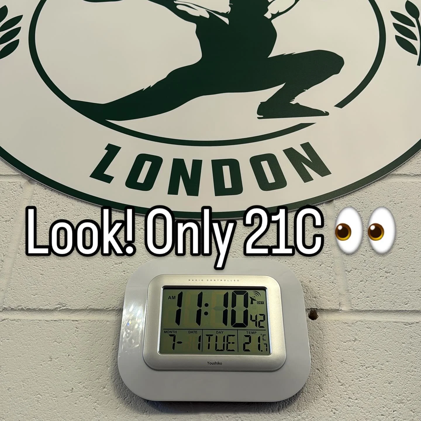 Is Classical Barbell the coolest place in Hoxton right now? 🥶 We like to think so 😎