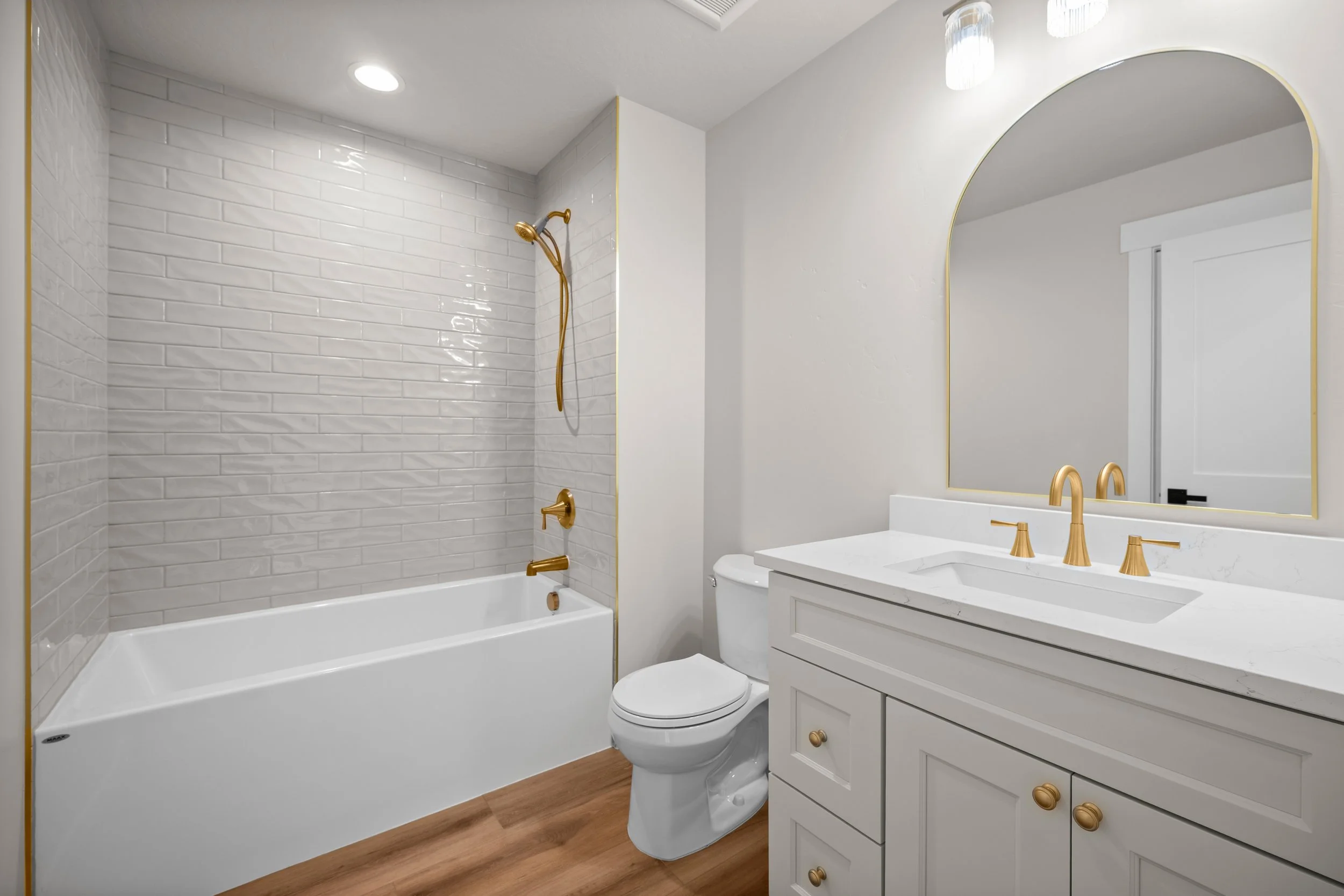 3522 W Washington-32.JPG