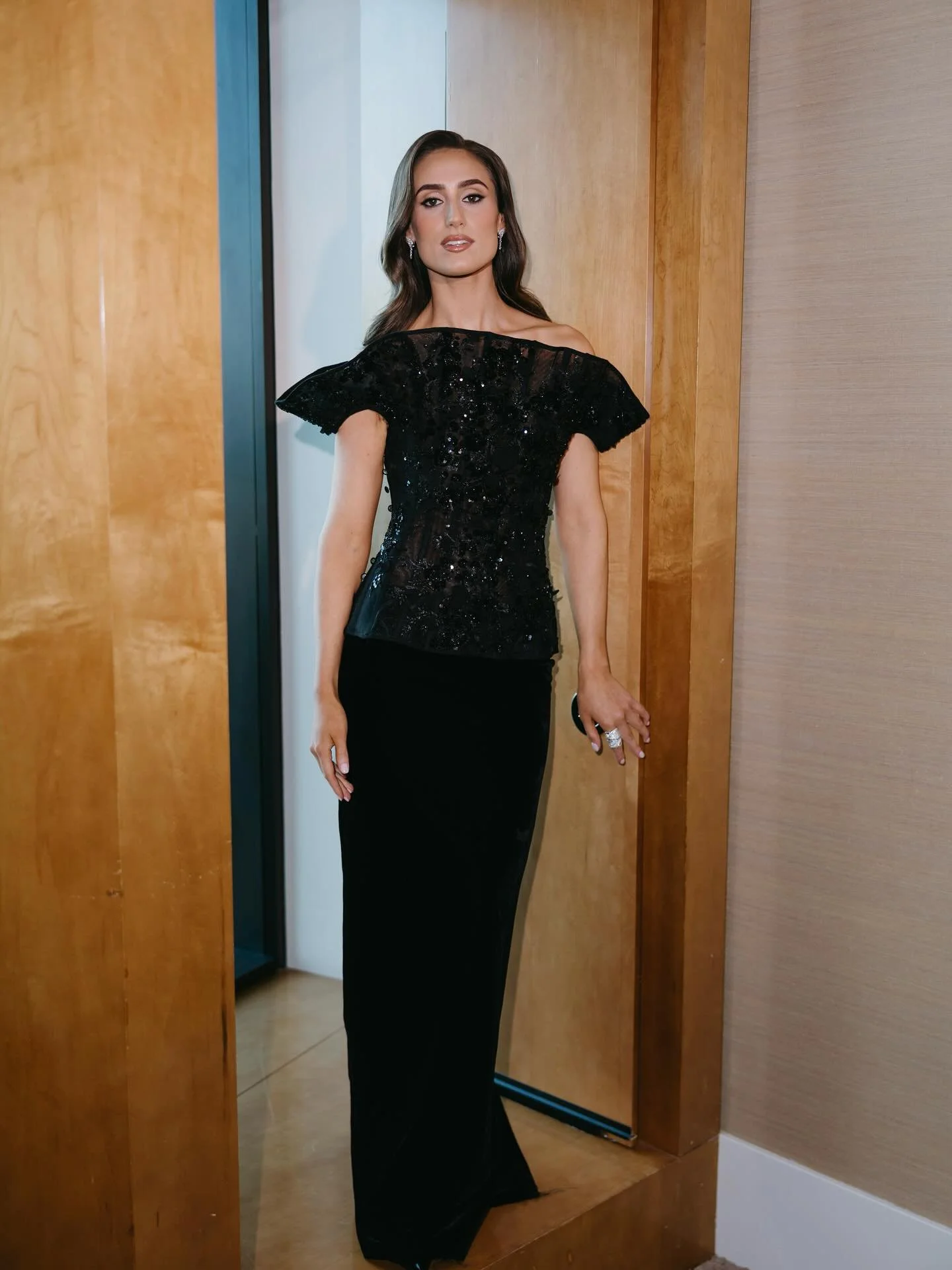 NATASHA GERMANO - BROWNLOW 25 @natasha_germano16 

Styled By: @locarnostyling 
HMUA: @rhodia_makeupandhair 
Gown: @_joteo_ 
Jewellery: @antonjewellery 
Shoes: @novoshoes 
Photography: @brightlightweddings 

#brownlow