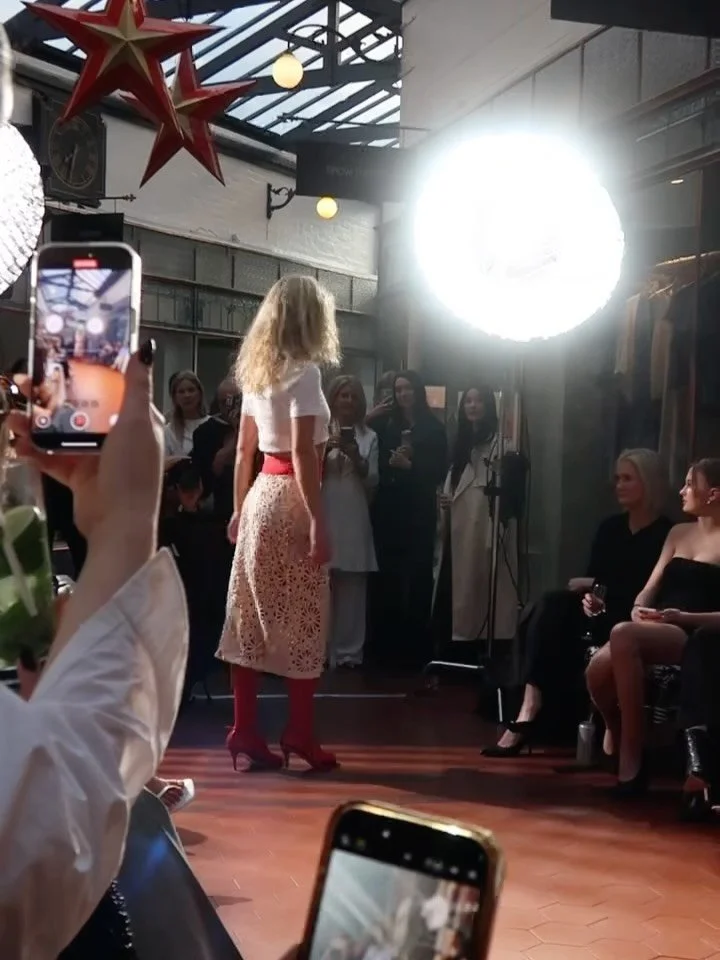 Pure elegance - SH&Eacute; SS26 RUNWAY @she.societe hosted by the gorgeous @alexandra.e.style &amp; styled by this stunner @hannaharceri_ @courtneyshemcgregor so good 🖤🖤🖤🖤
.
.
.
.
#ss26 #runway #australianfashion #style