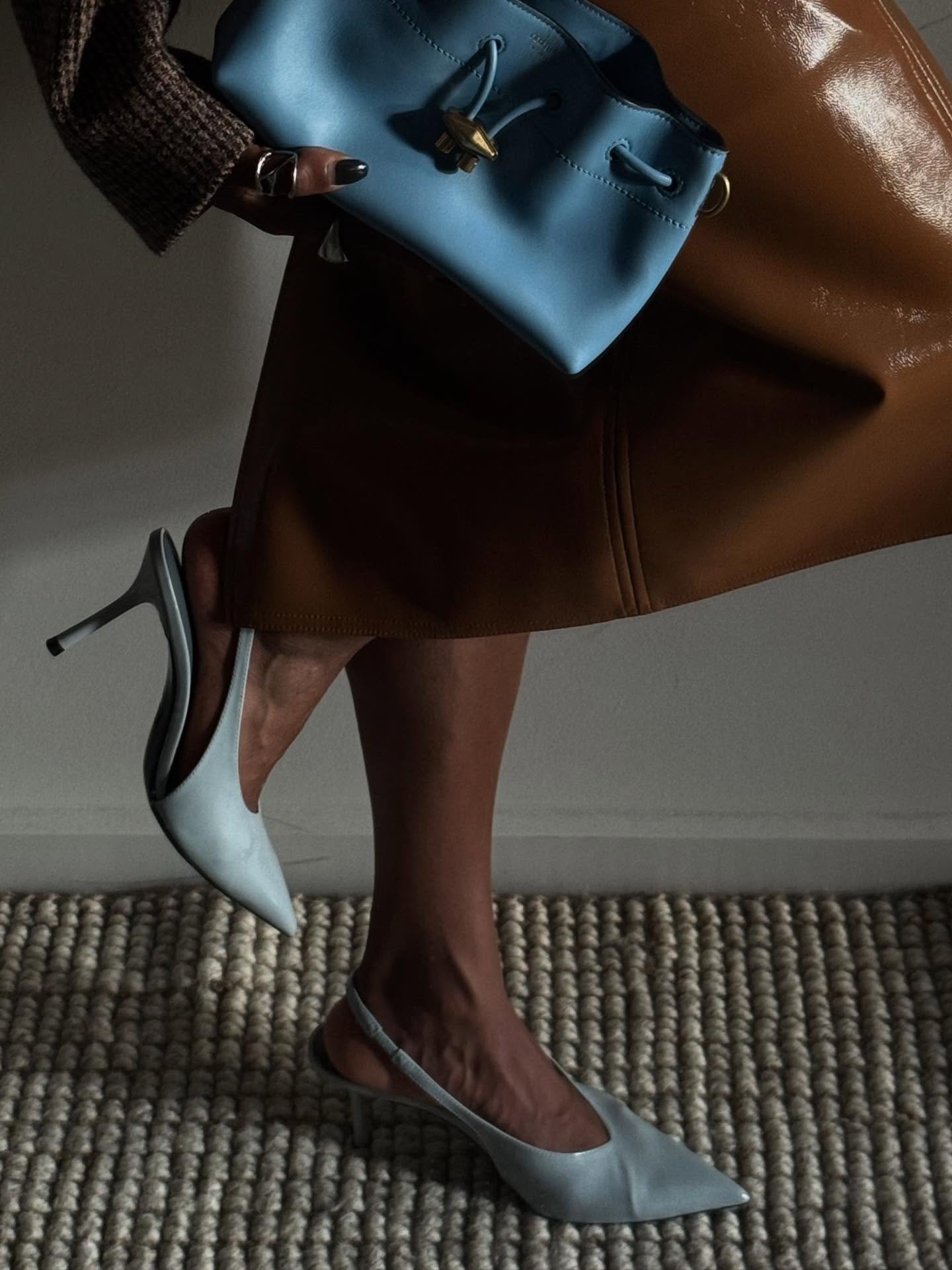 We live in a world where some will judge, some won&rsquo;t take you seriously, and some will love you for exactly who you are. 

Reaching freedom of style, is done by only doing you! 

If you&rsquo;re ready to explore your own style journey, I&rsquo;