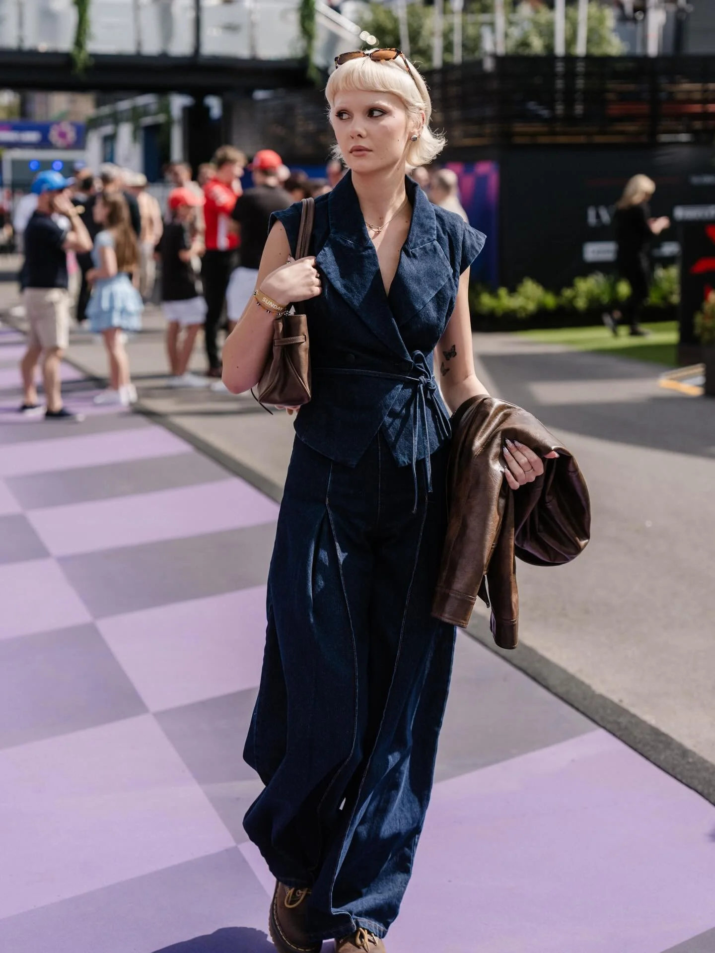 Style diaries with @hattiepiastri 🏁

Brands: @meshki @anielka.shop @onte_official 
Photography @shaybenmoussa 
HMUA: @zarmakeup
Styled By: @locarnostyling 
.
.
.
.
.
#style #australianfashion #ausgp