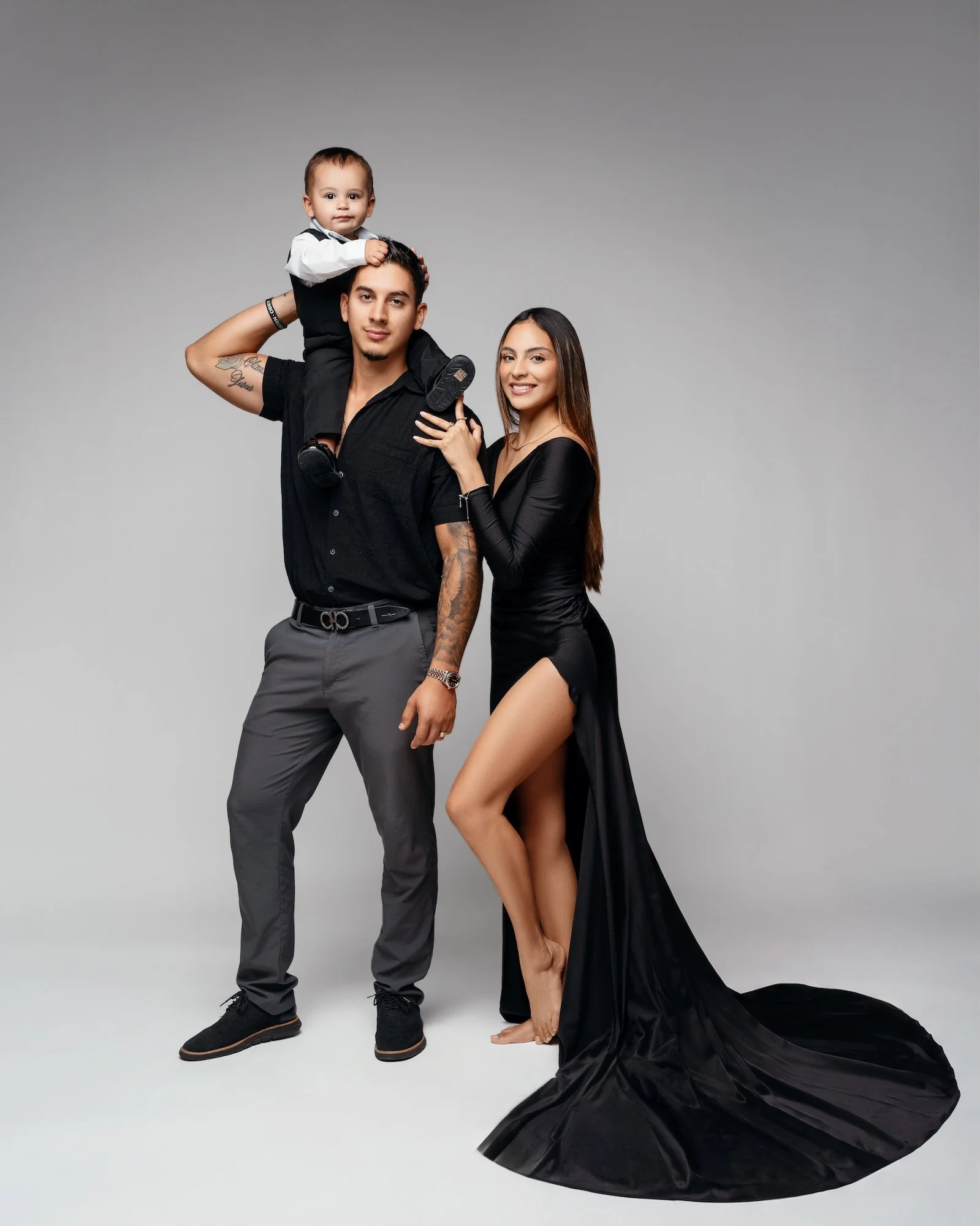 Fall Family Photos in Chicago: Why More Families Are Choosing the Studio