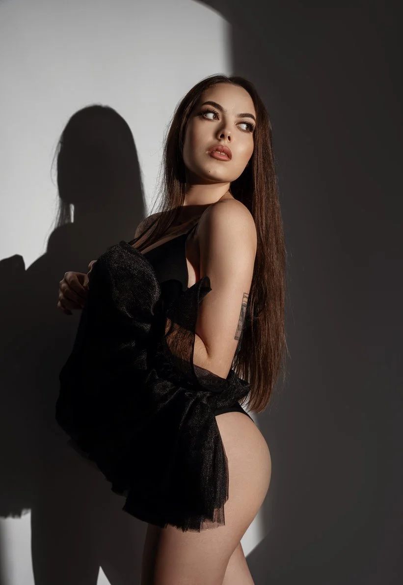 Professional portrait session with moody portrait with dramatic shadow in Chicago - Filaneyka photo studio