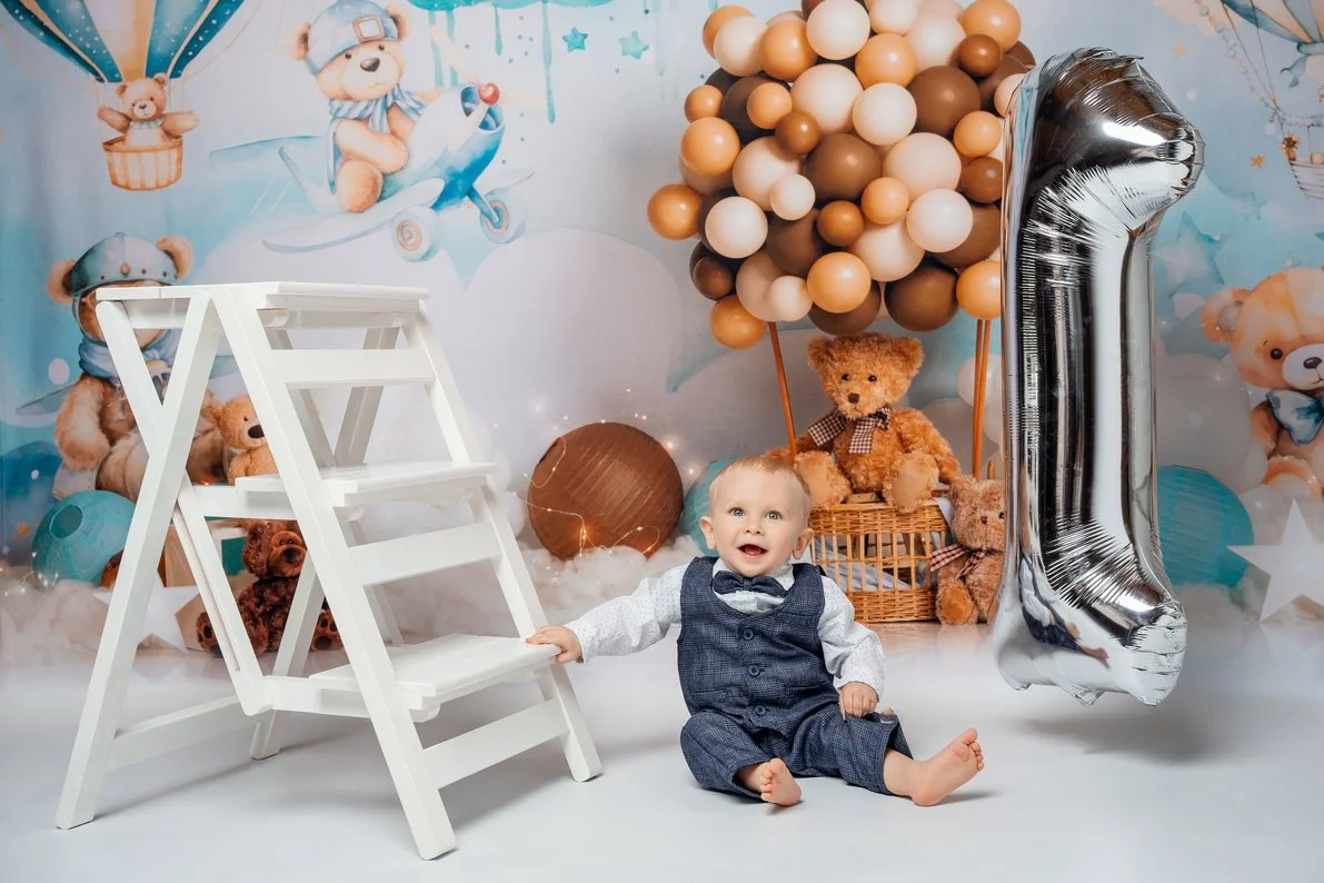 First birthday portrait with baby boy first birthday with teddy bear theme in Chicago - Filaneyka photo studio