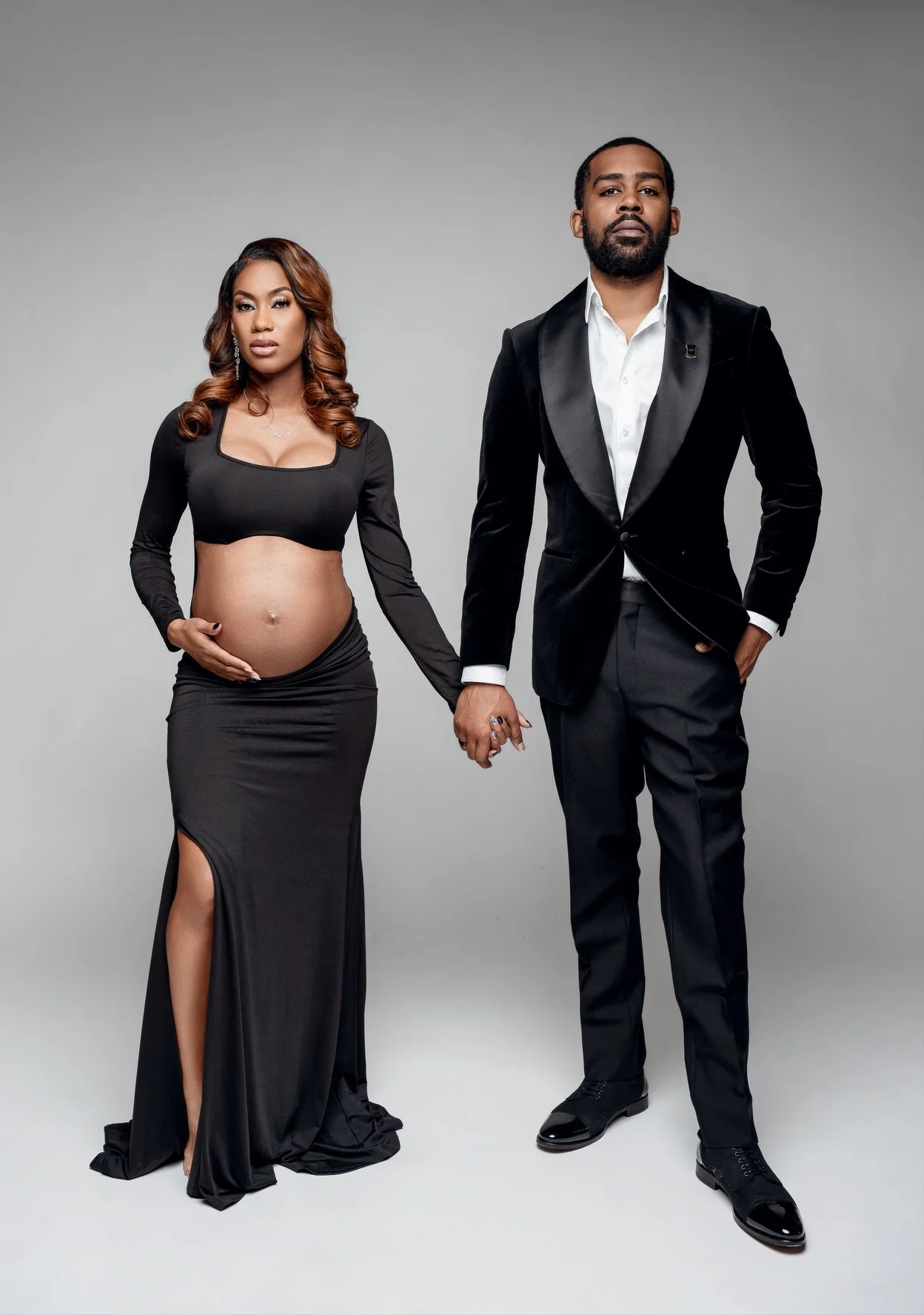 Maternity photoshoot with elegant formal couple maternity portrait in Chicago - Filaneyka photo studio