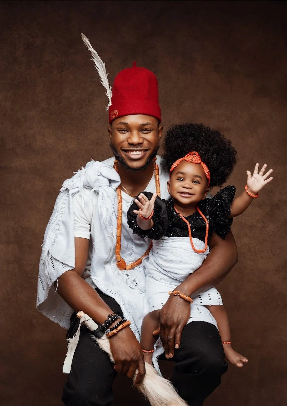 Family photo session with father and daughter in cultural outfit in Chicago - Filaneyka photo studio