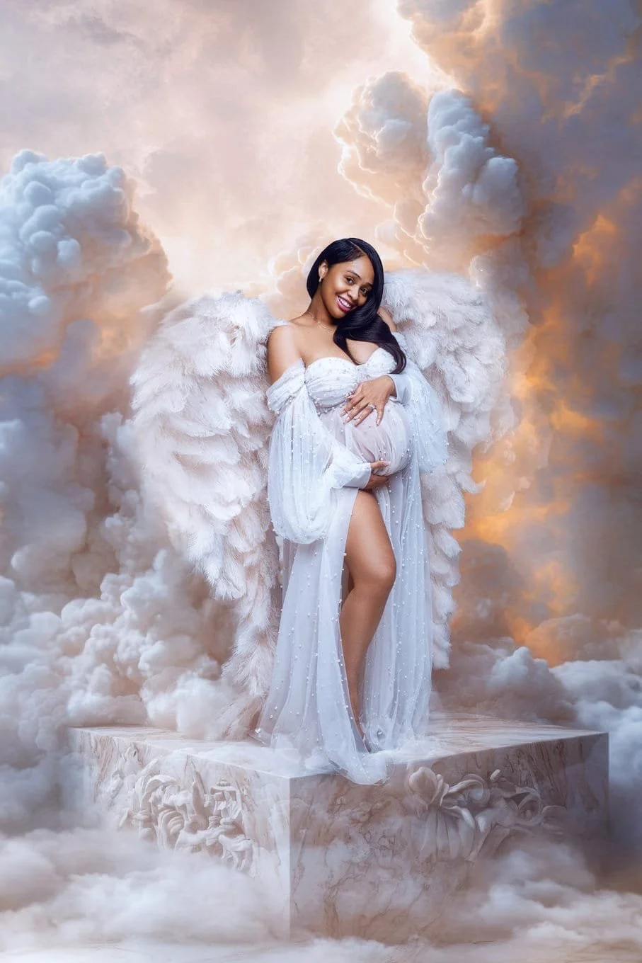 Fantasy maternity portrait with angelic clouds maternity portrait in Chicago - Filaneyka photo studio