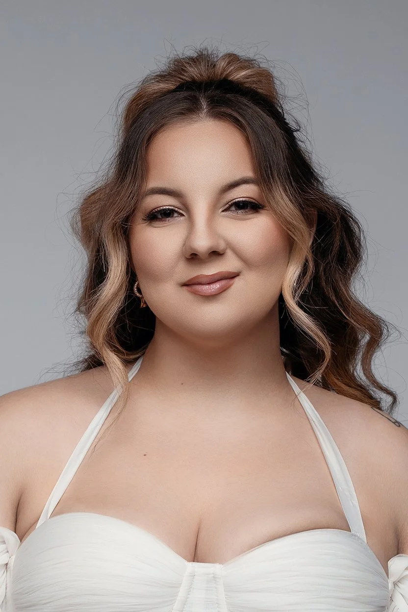 Behind the scenes glam with woman in white halter dress in Chicago - Filaneyka photo studio