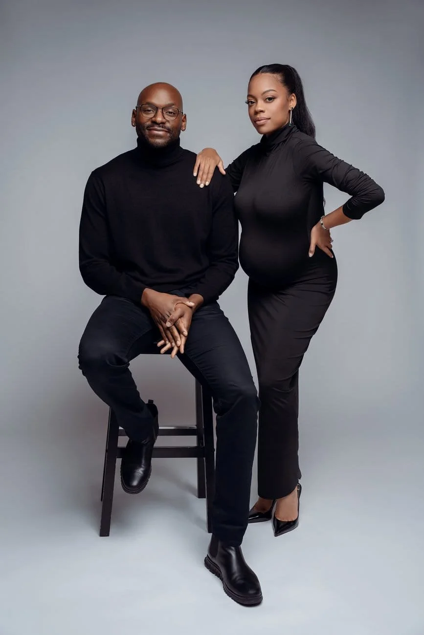 Expecting mother photoshoot with couple posing in all black in Chicago - Filaneyka photo studio