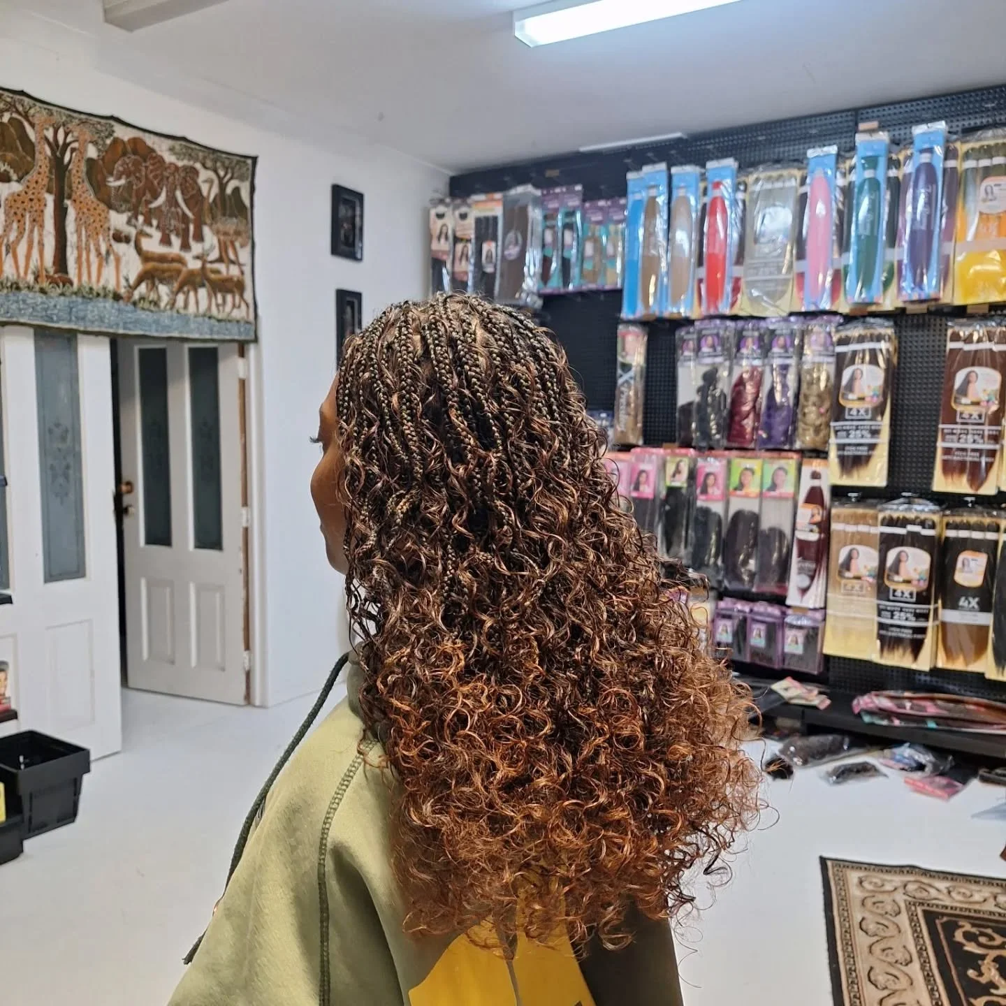 Short boho knotless small medium