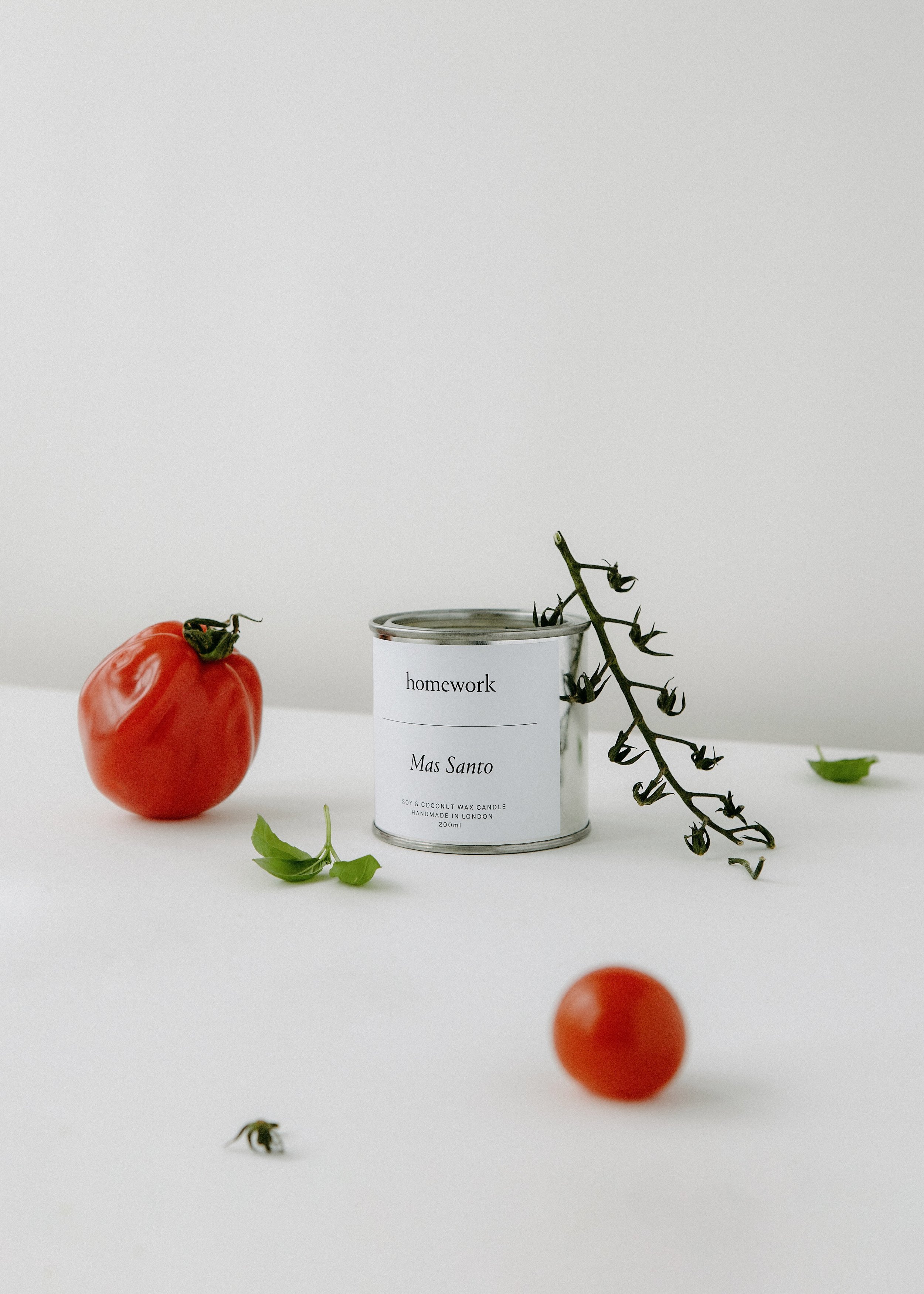 Mas Santo Homework Candle