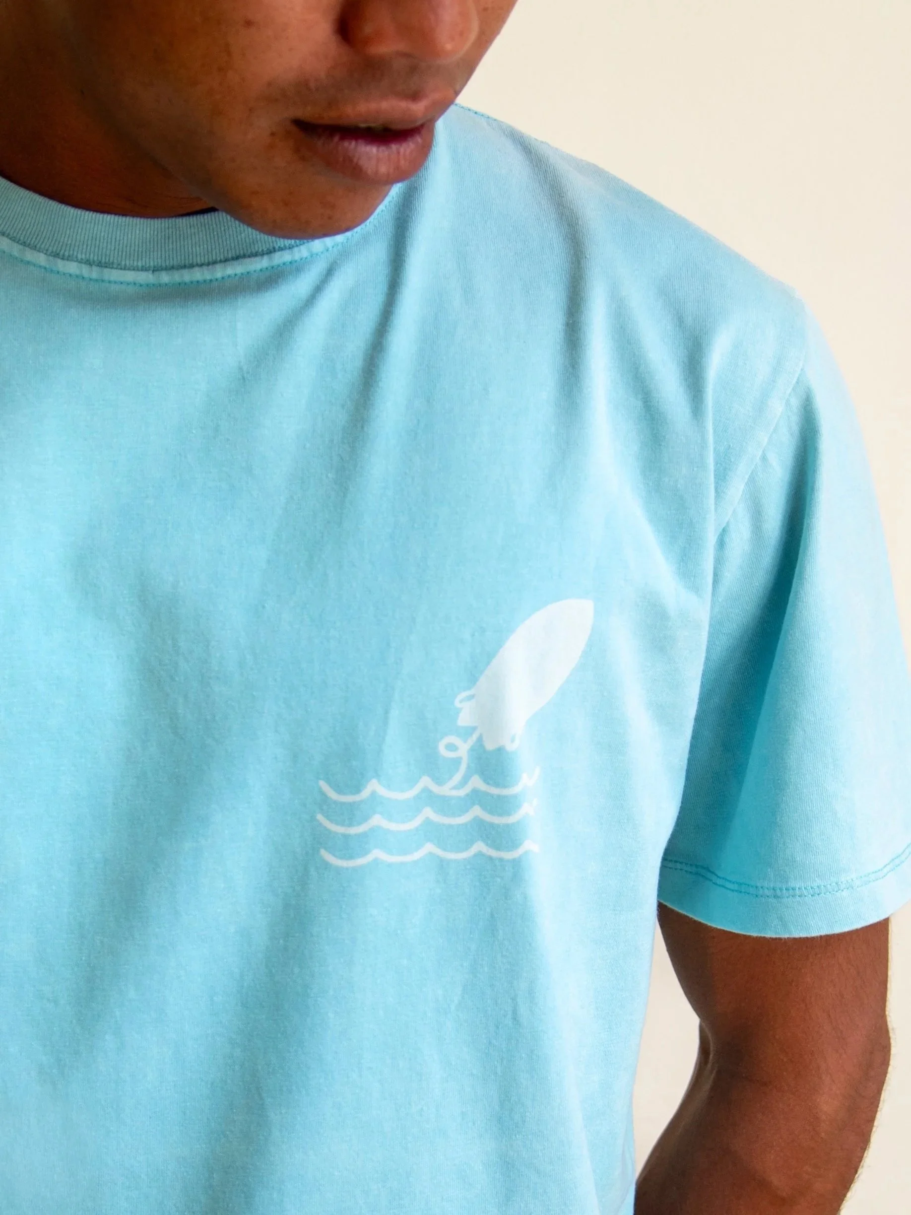 LOST FISH STUDIO oversized tee Wipeout Waves 3.jpg