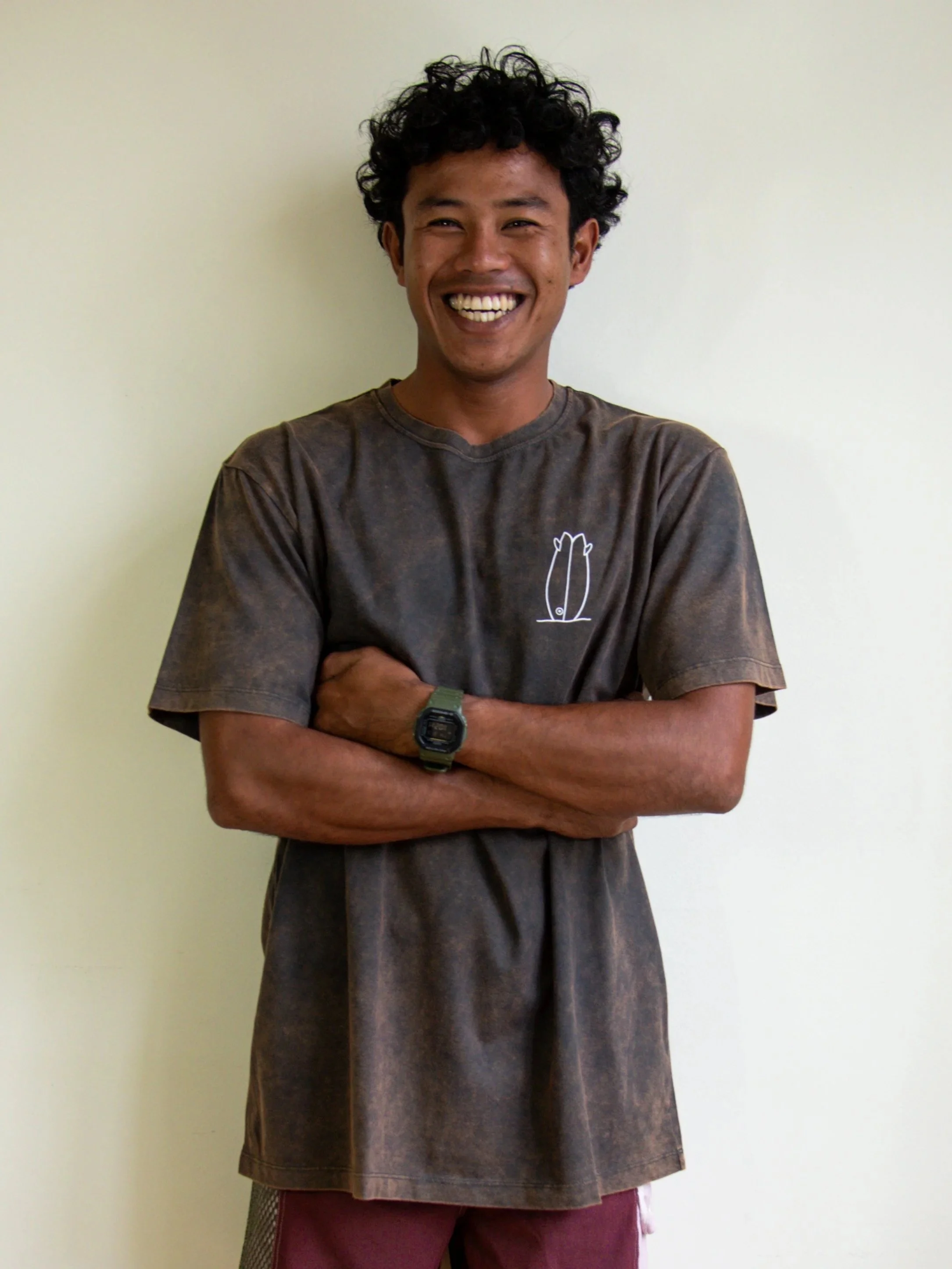 LOST FISH STUDIO oversized tee Dugong Dream 3.jpg