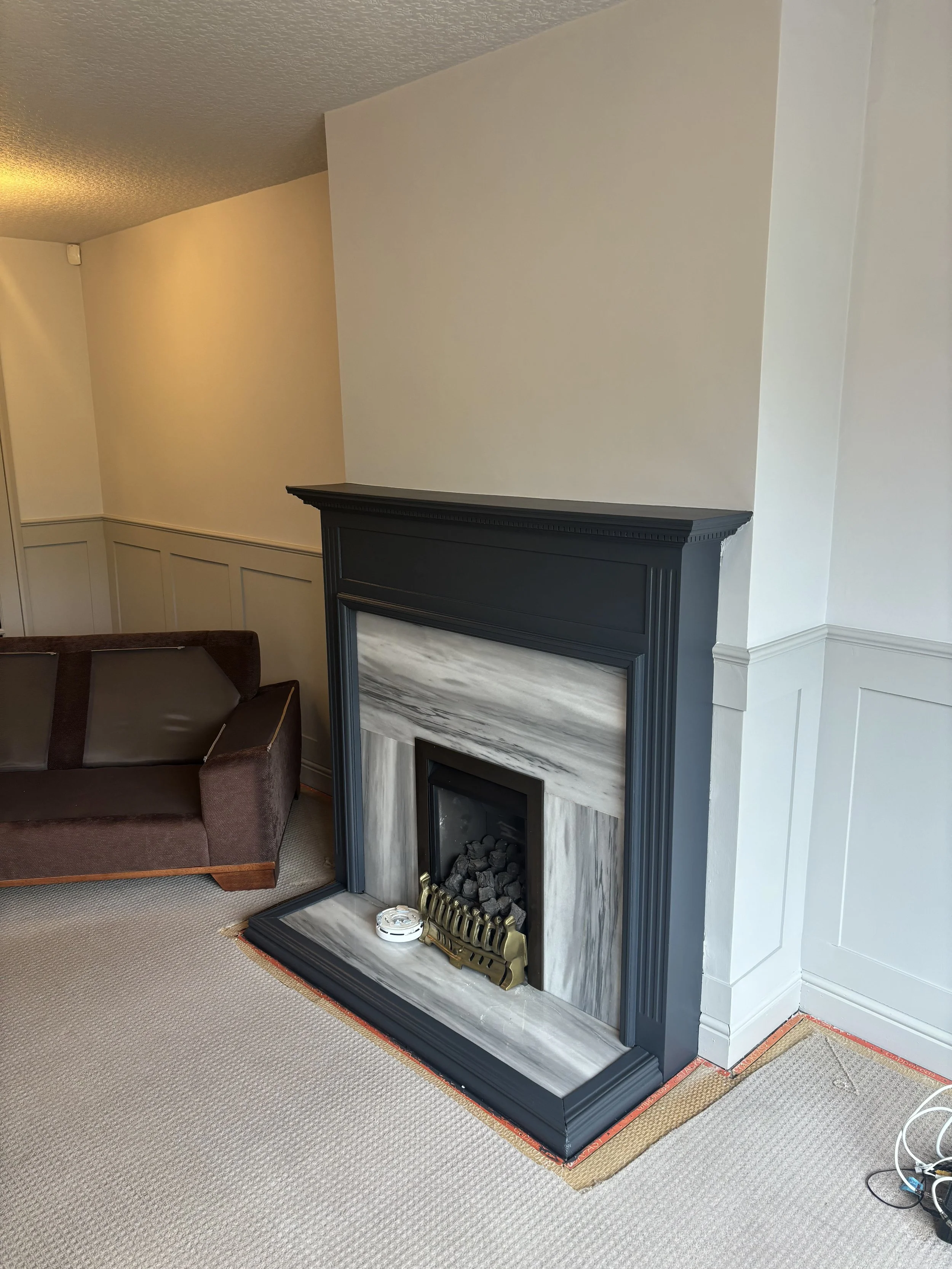 half height shaker panelling in living room