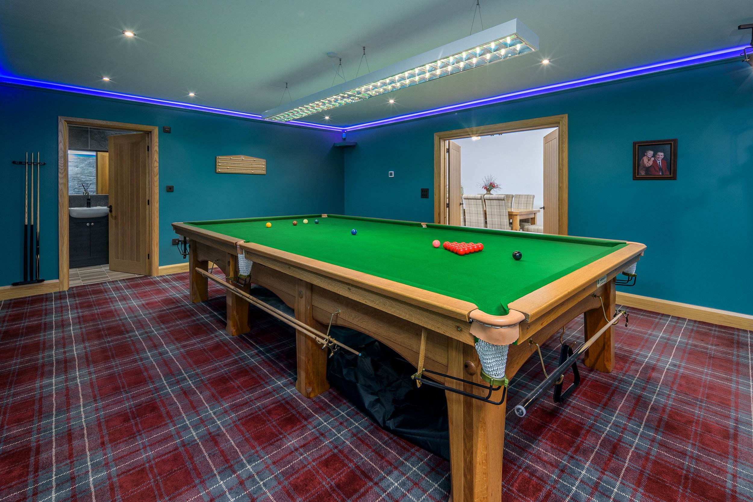 Snooker Room-2.jpg