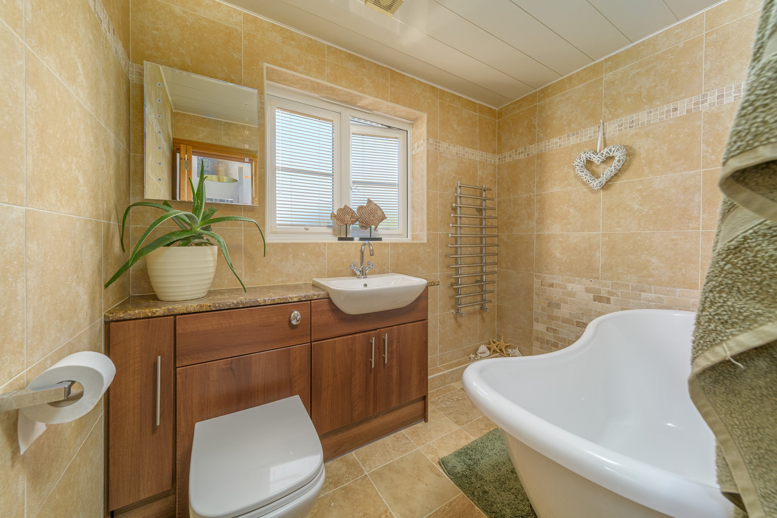 Bathroom-1.jpg