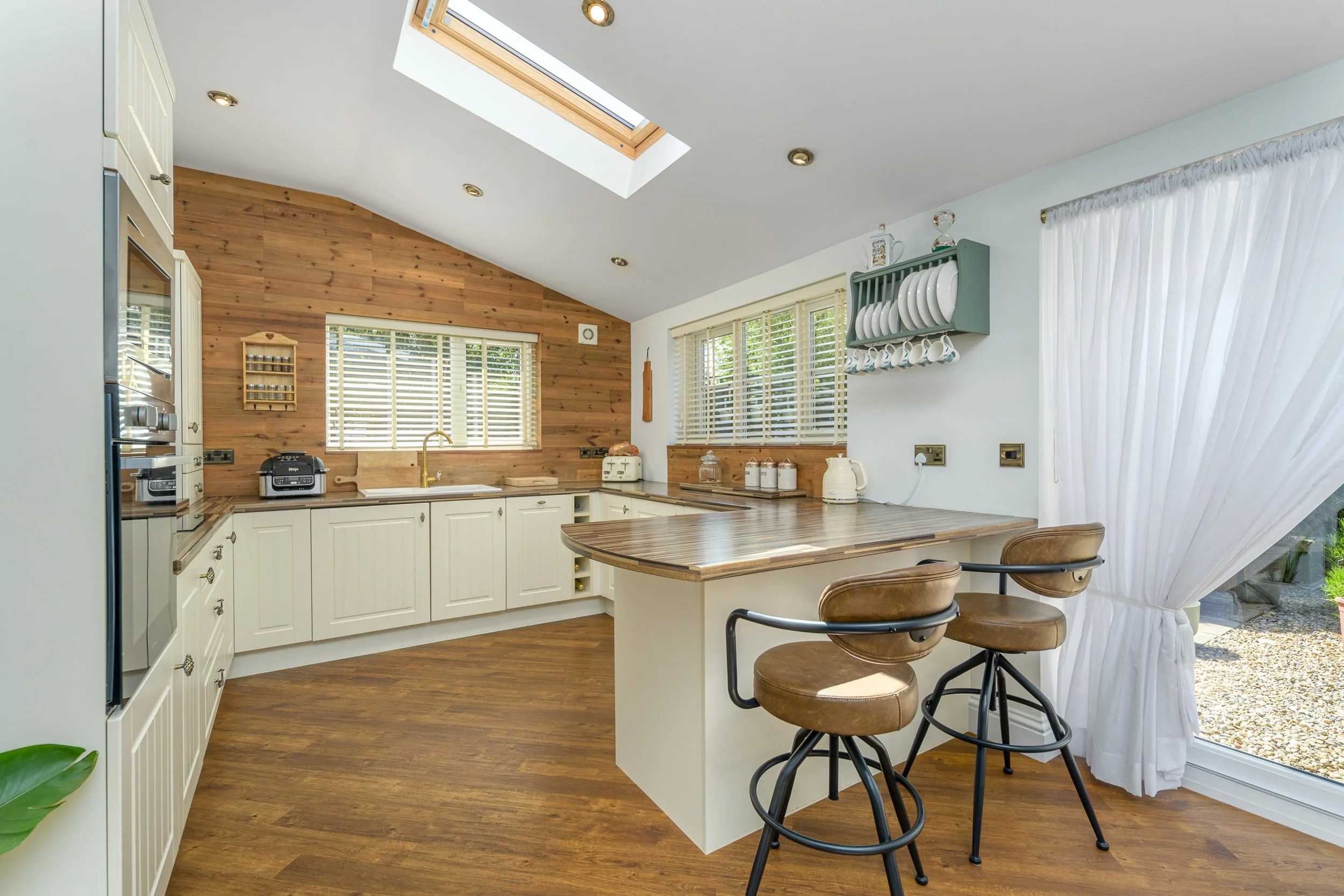Kitchen-1.jpg