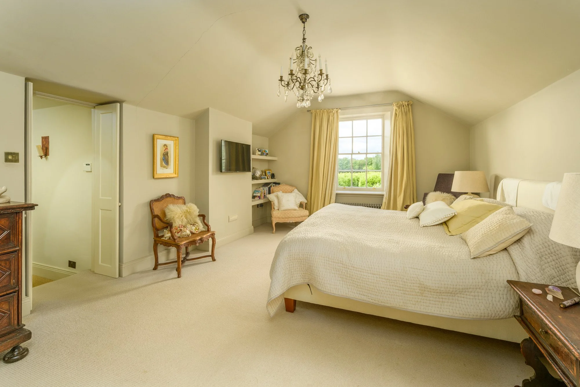 Bedroom One-3-WEB.jpg