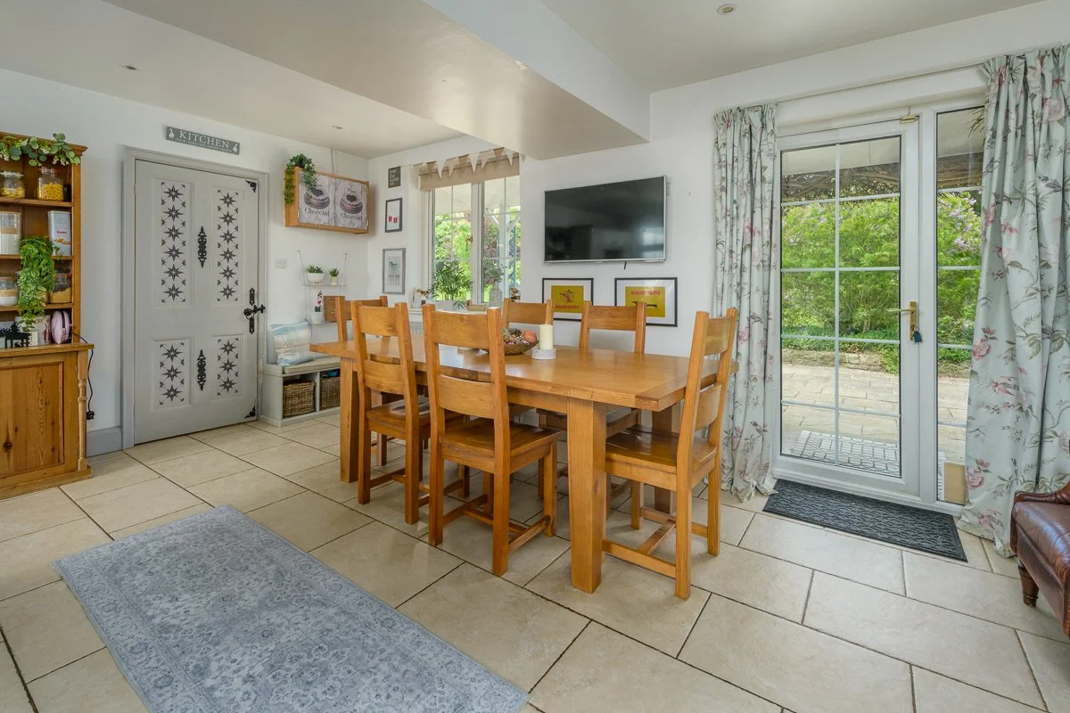 Kitchen-4.jpg