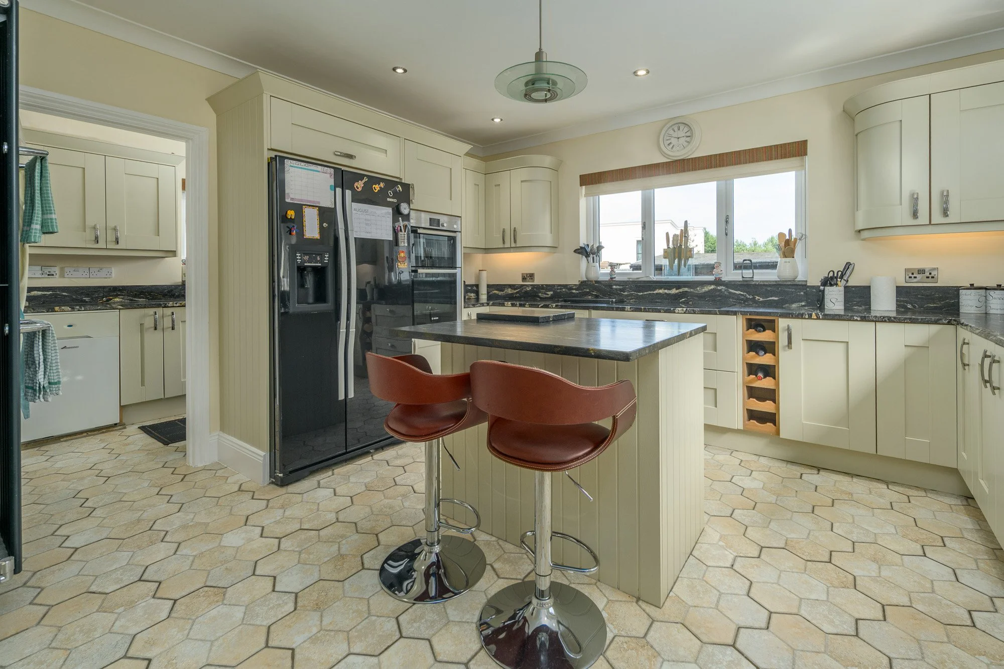 Kitchen-2-WEB.jpg