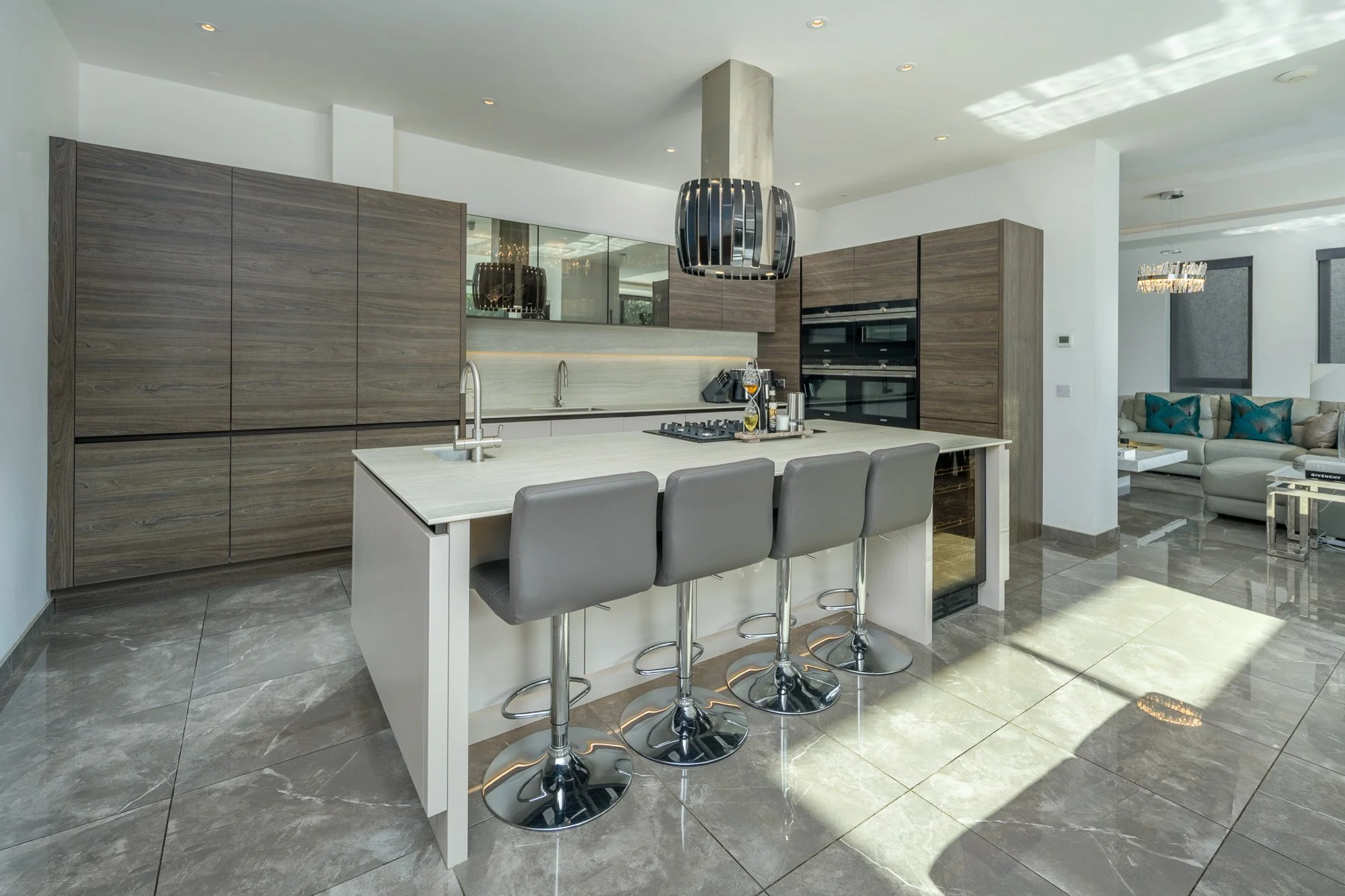 Kitchen-1-WEB.jpg