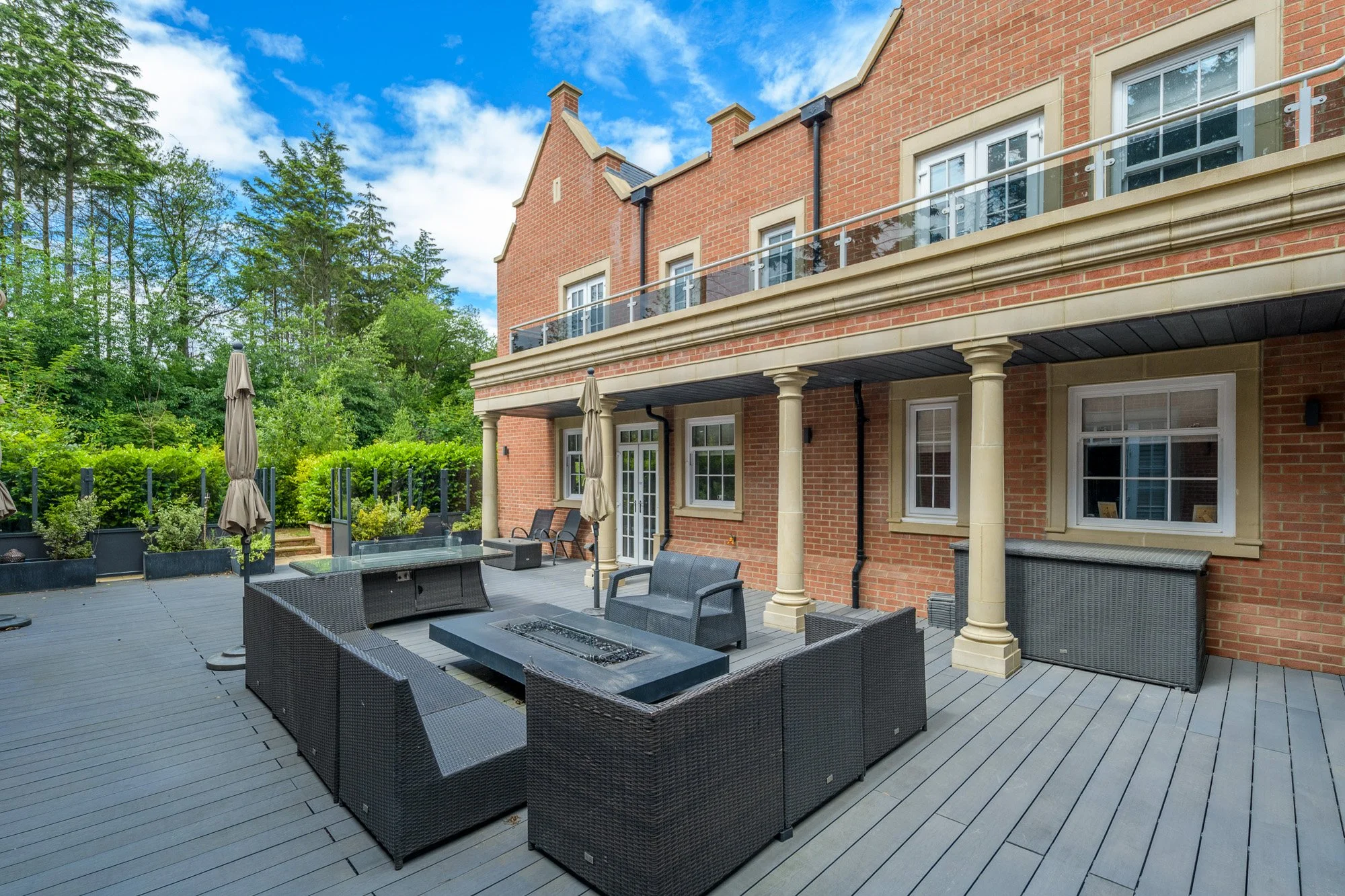 Lower Patio-4-WEB.jpg