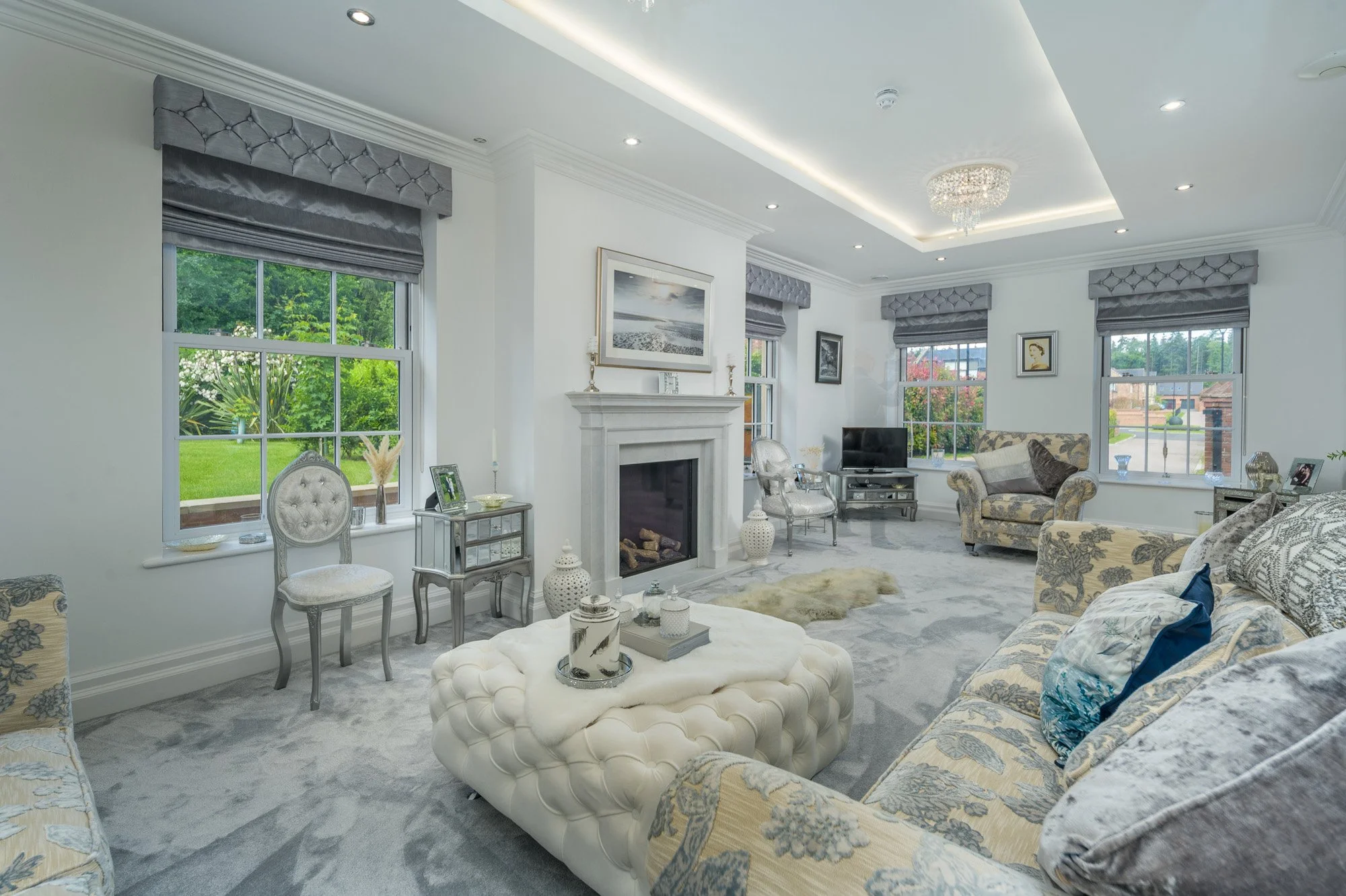 Lounge-2-WEB.jpg