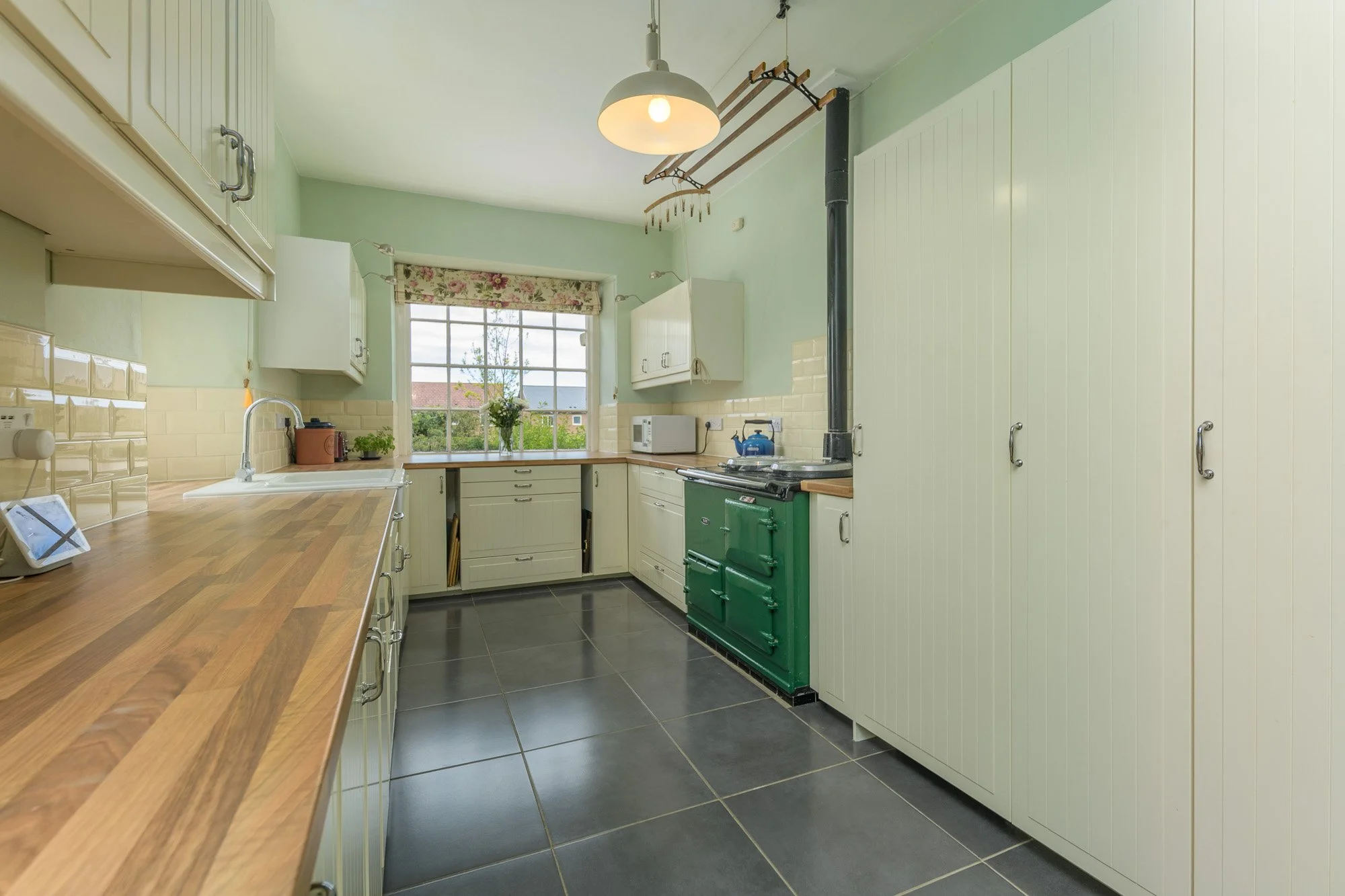 Kitchen-1-WEB.jpg