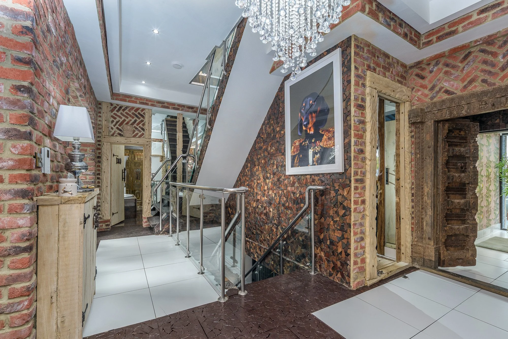 Hallway-4-WEB.jpg