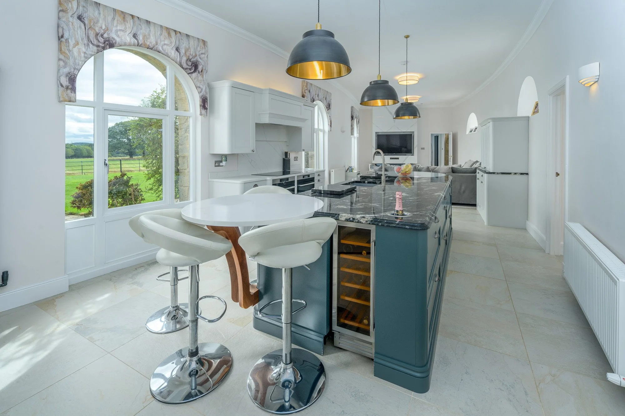 Kitchen-3-WEB.jpg