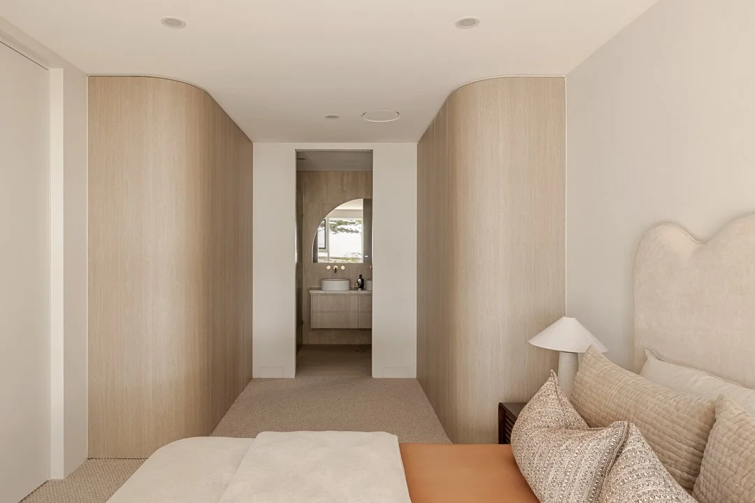 master ensuite esplanade Altona