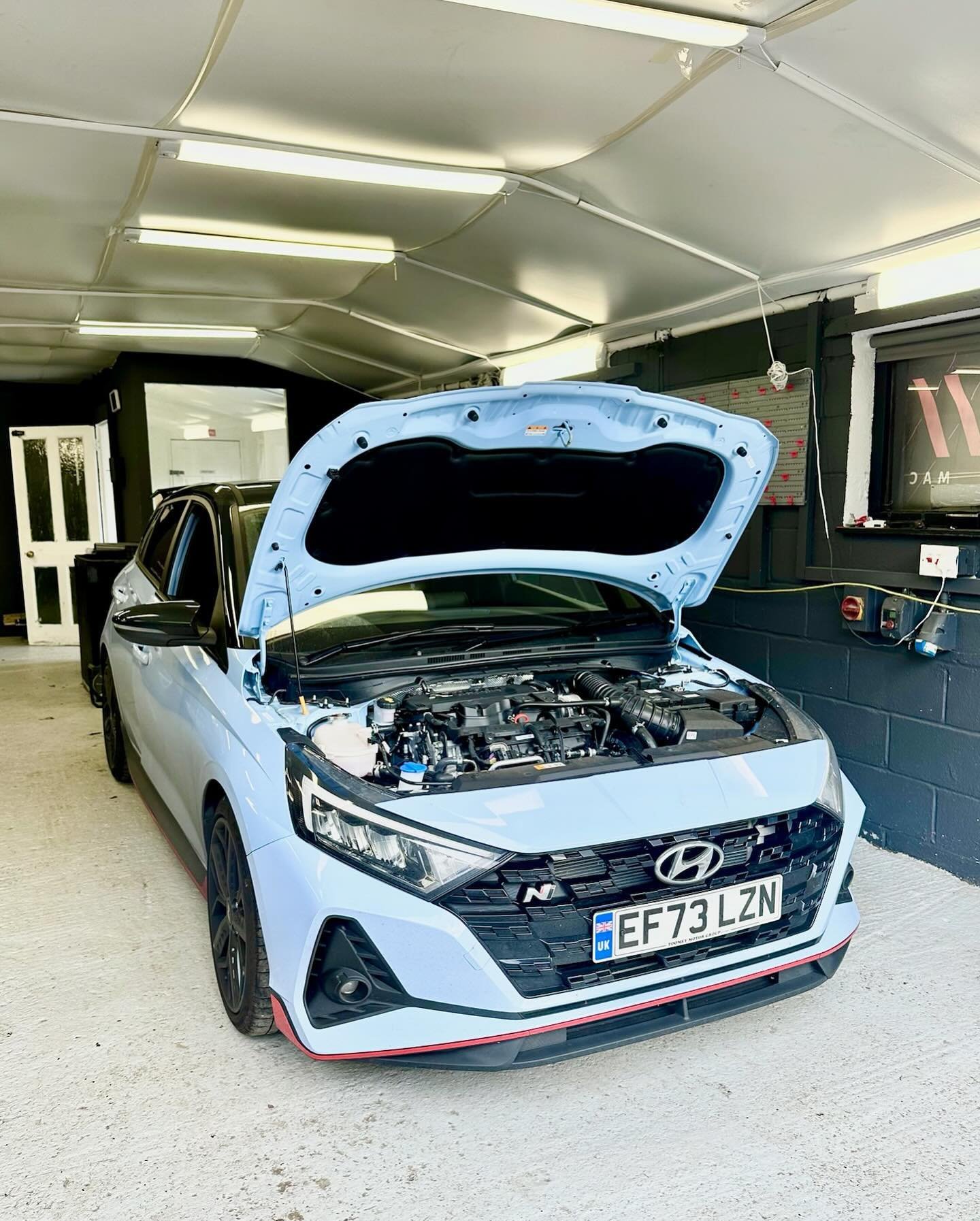 Stunning Hyundai I20N in the workshop for a health check and diagnostic session. Unfortunately this one still has a locked ECU and cannot be tuned 📈

Own a Hyundai and looking for more power? Get in contact to find out what we can do for you ☑️

➖➖➖