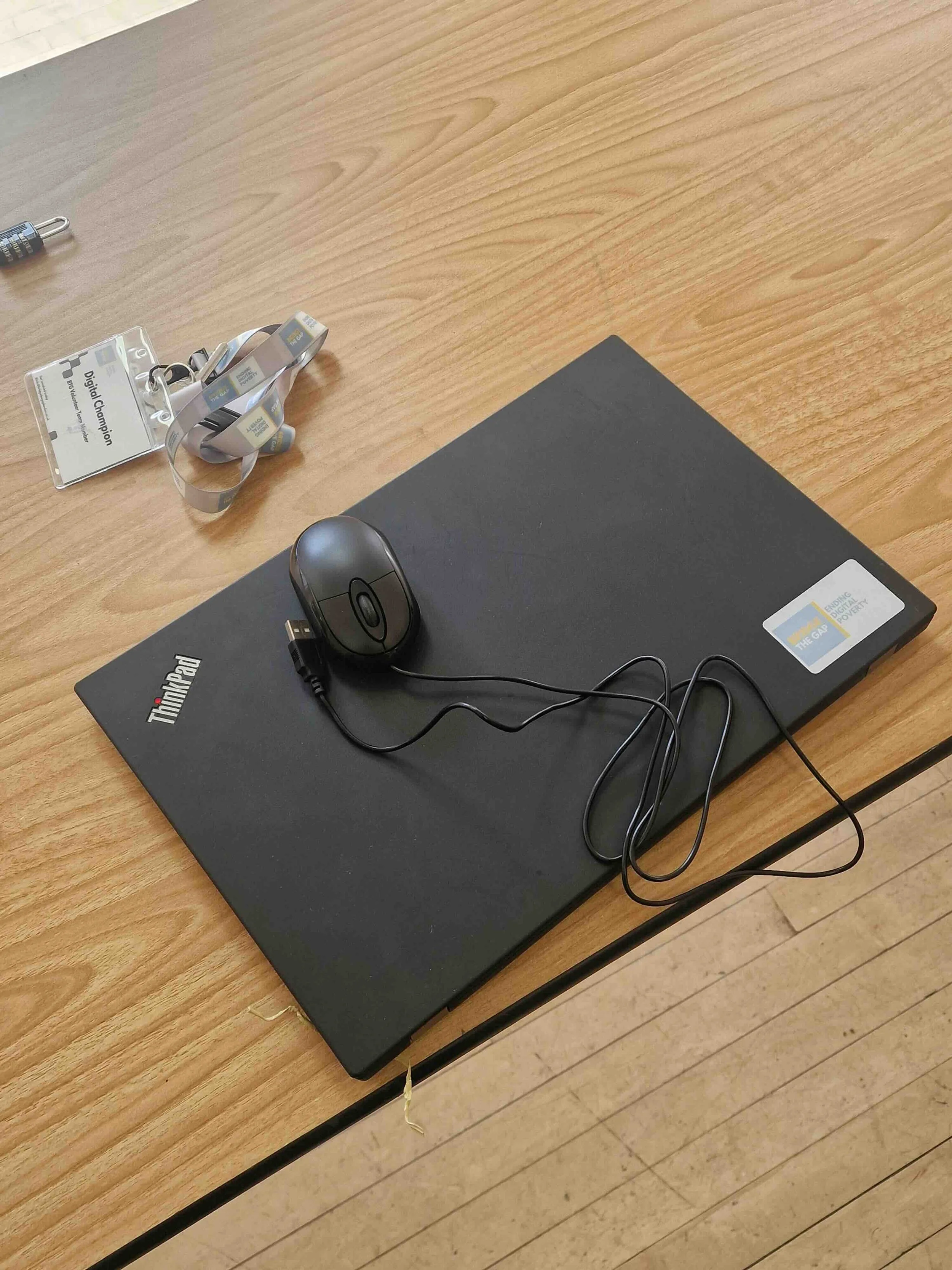 bridge-the-gap-digital-poverty-drop-in-session-digital-champion.jpg
