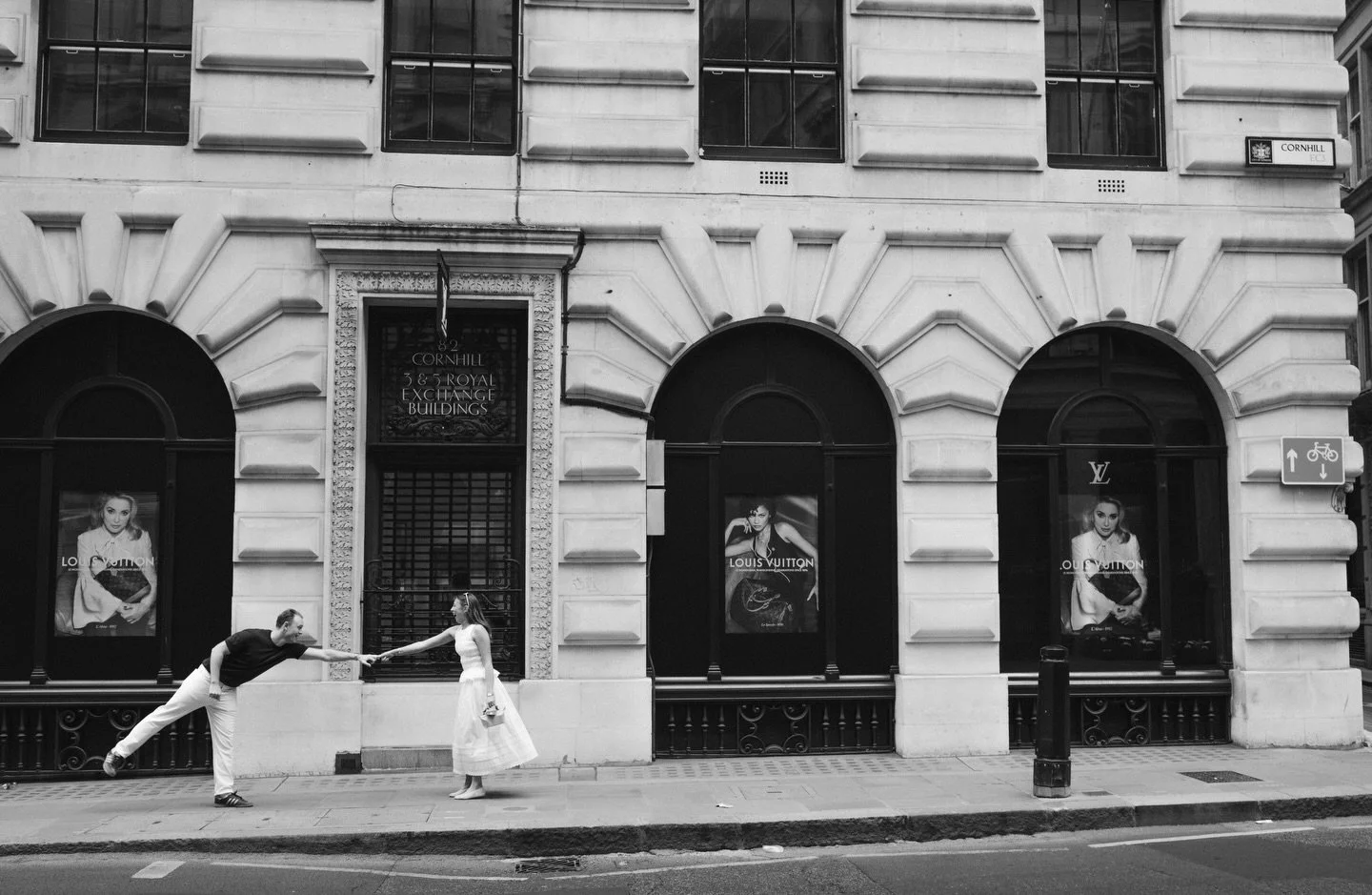 London with Chloe &amp; James 📷

#london #londonphotography #londonengagementphotography #londonweddingphotographer #londonweddings
