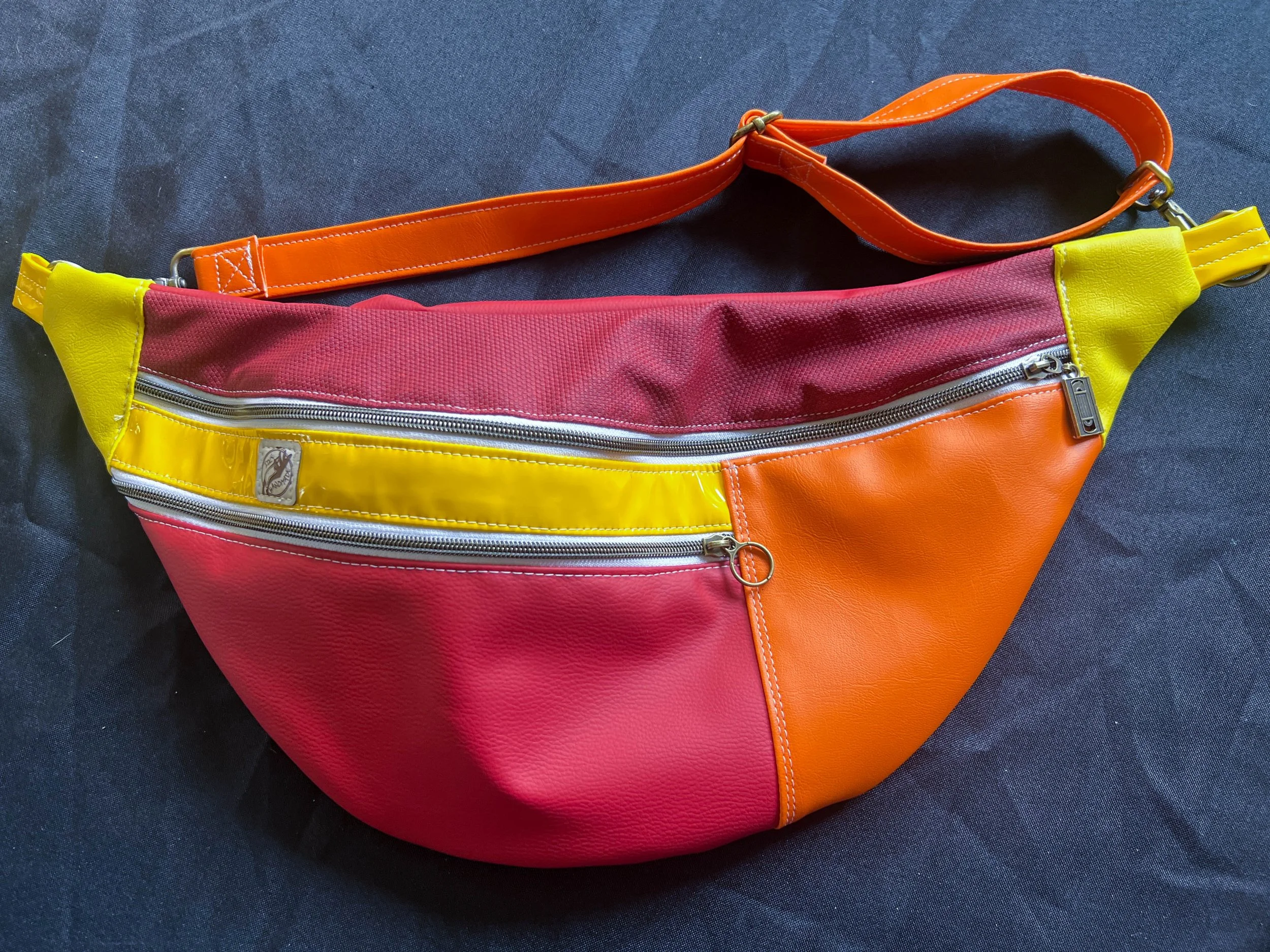 Tummy Bummy Fanny Pack Edited-11.jpg