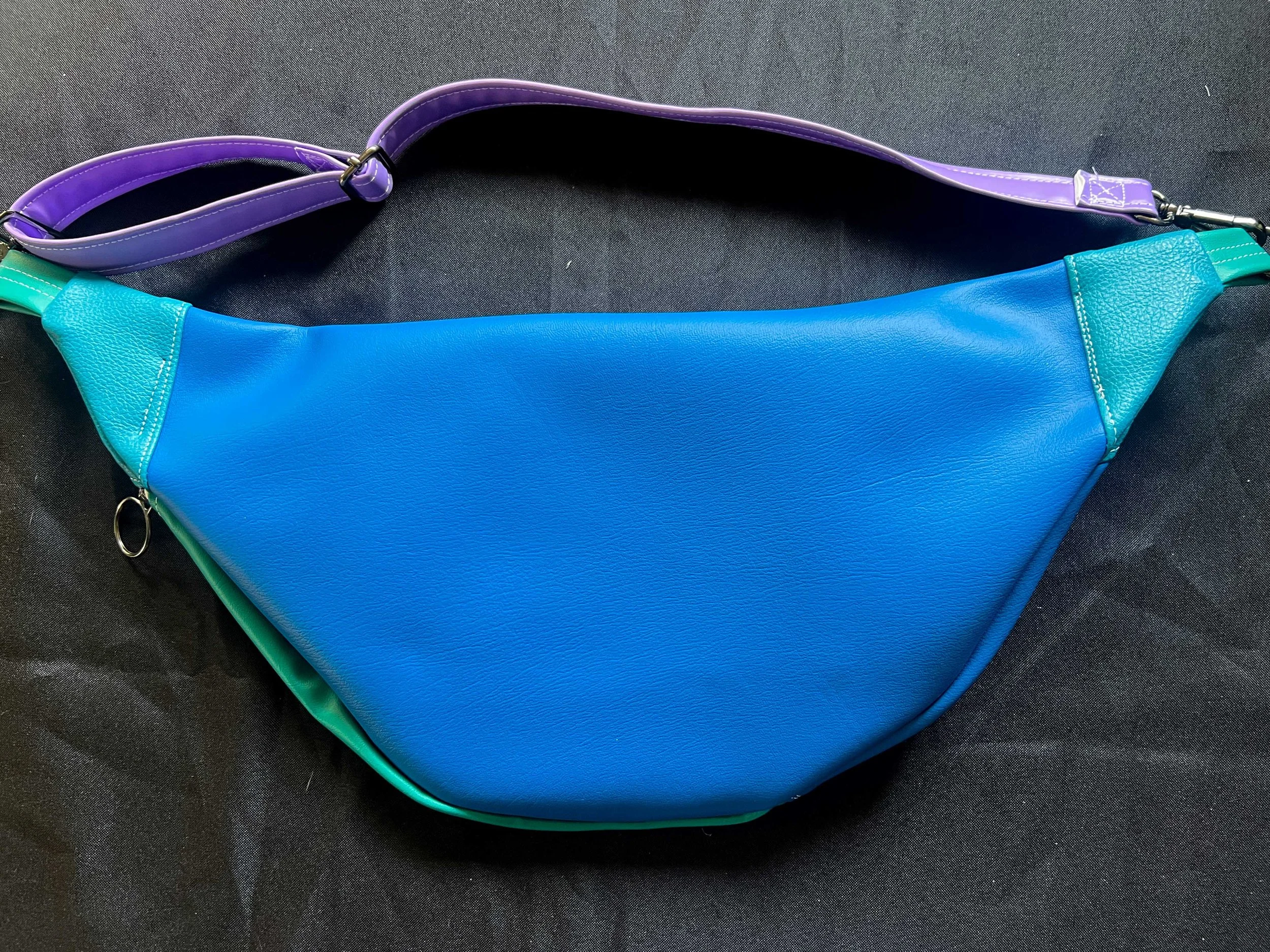 Tummy Bummy Fanny Pack Edited-4.jpg