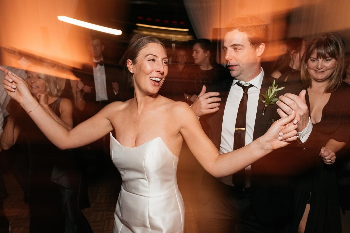 Heather, dancing queen! Absolutely loved every moment on this dance floor last fall. @hmschaef was absolutely shining.