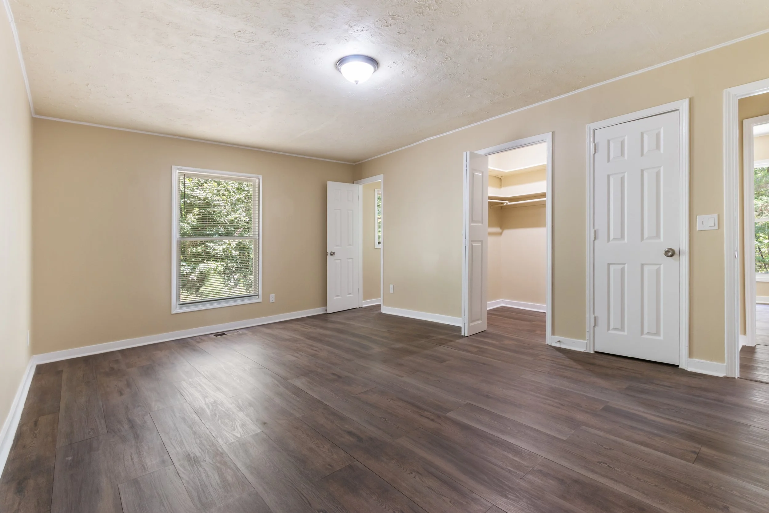 31_bedroom-2a.jpg