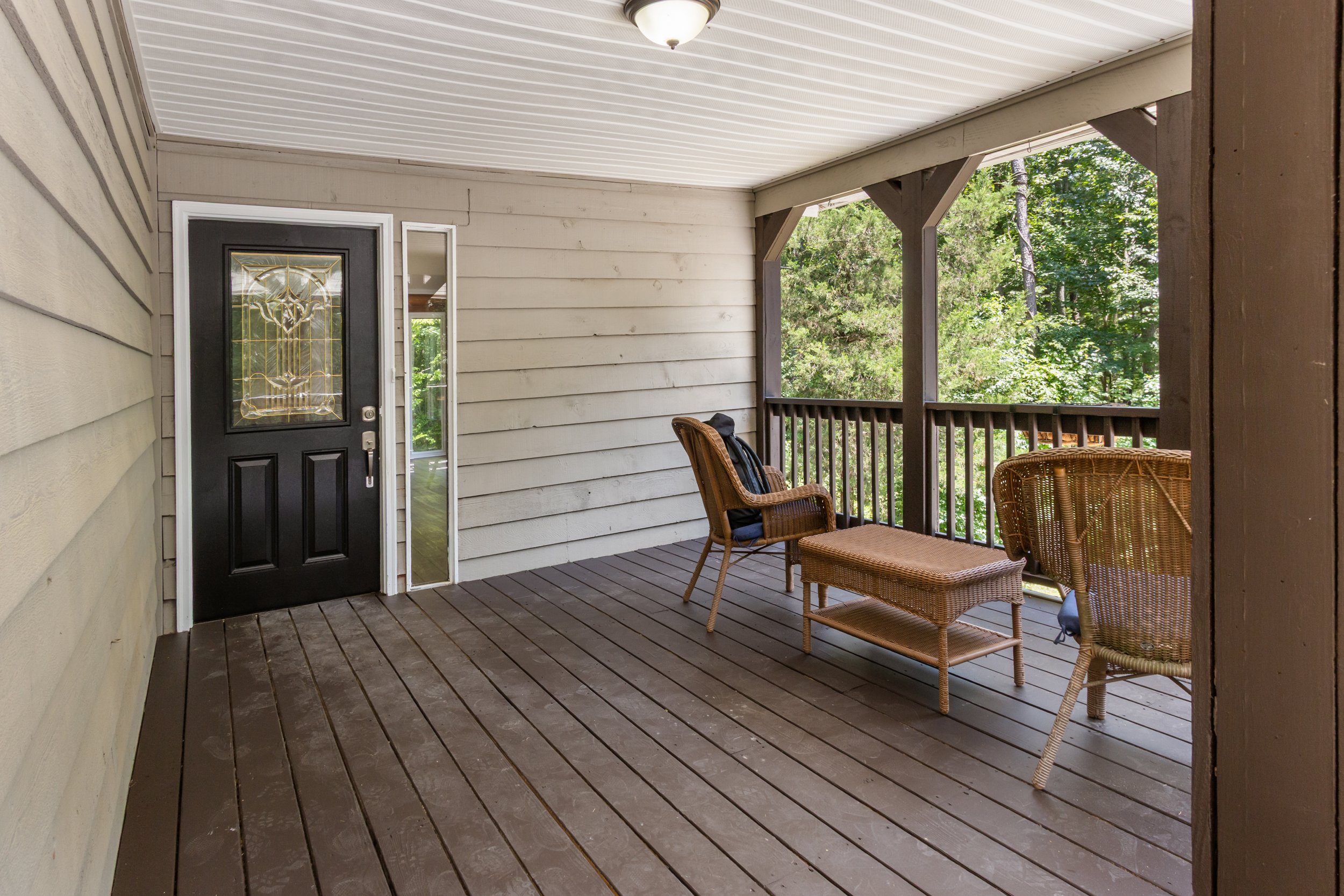 10_porch.jpg