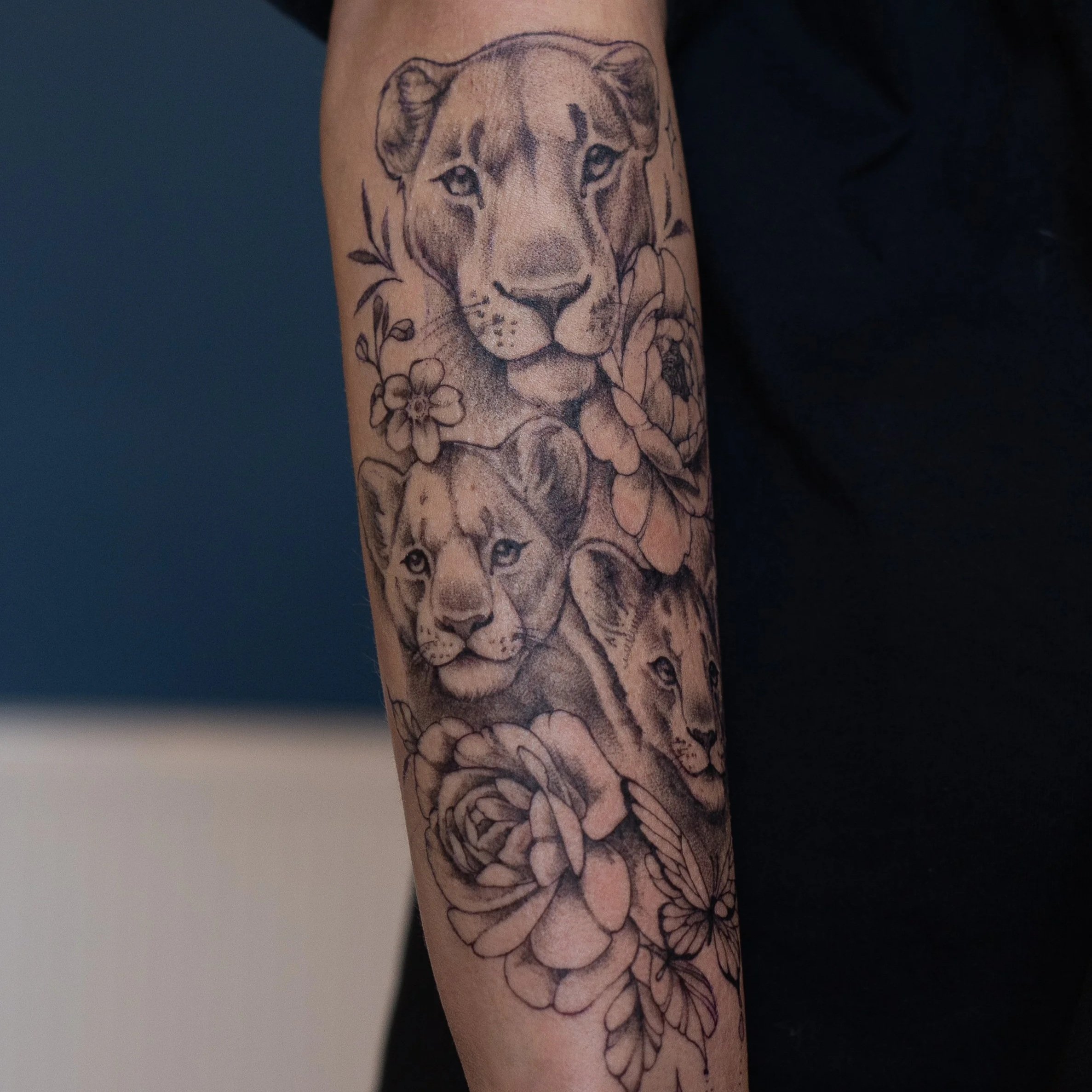 Lion Fineline Tattoo done in Wheatley, Oxford and Thame