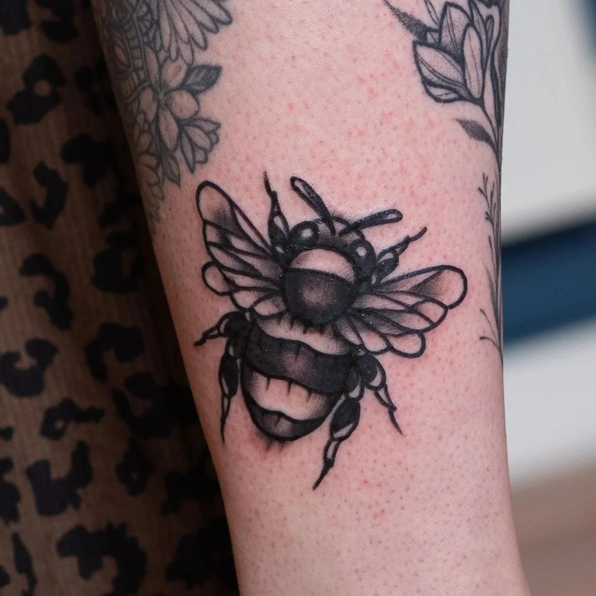 Traditional Bee Tattoo done in Wheatley, Oxford and Thame