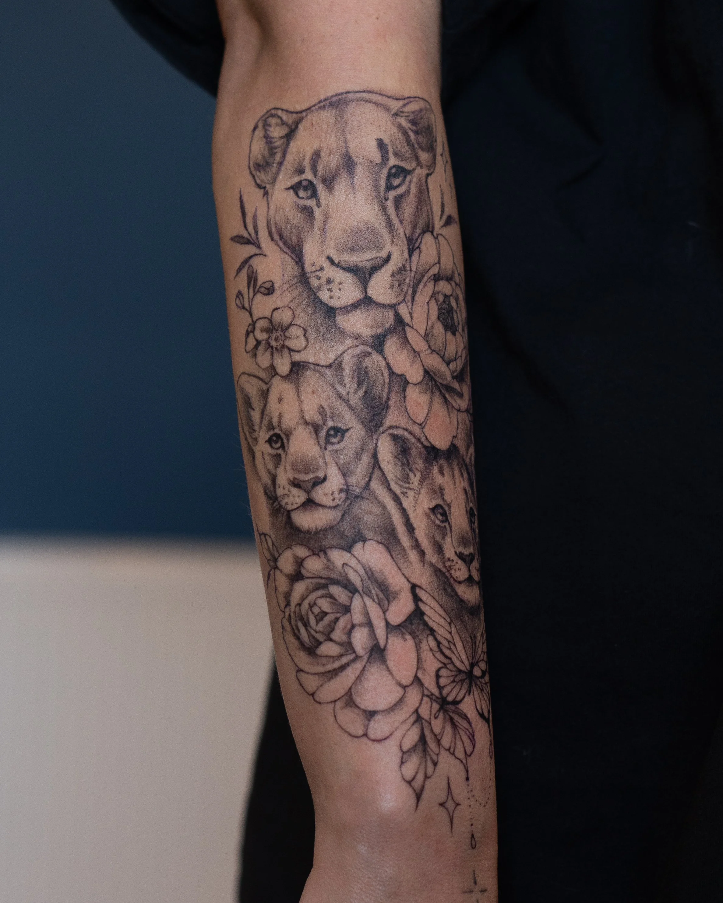 Lion Fineline Tattoo done in Wheatley, Oxford and Thame