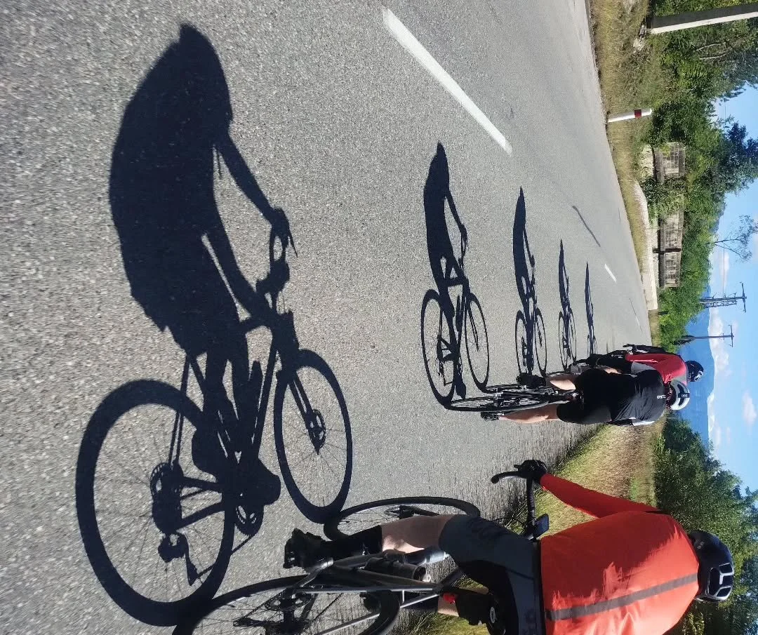 GENEVA TO NICE 

A super week last week out in France working for @adventurousewe supporting a fantastic and impressive team of 14 who cycled from Geneva down to Nice. Over 600 miles covered and 19 000 meters of elevation gain. 🌄💪🏼

I'm not normal