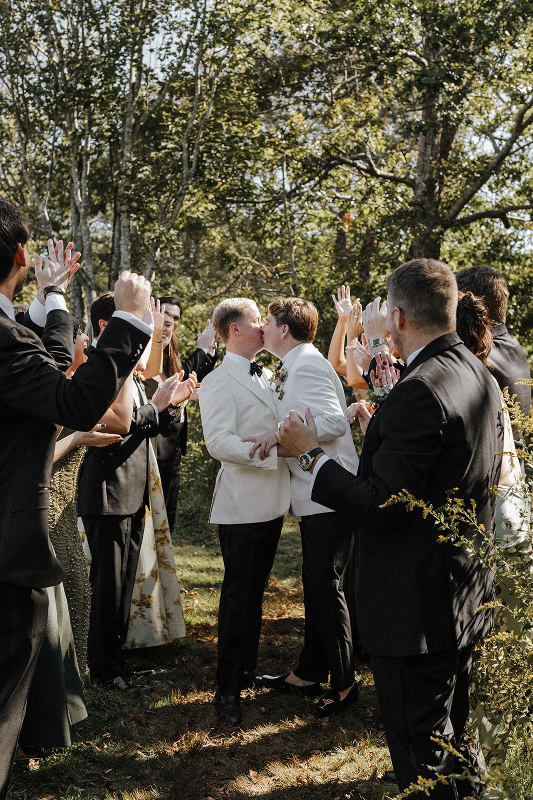 SNEAKYPEAKY (WEDDING)-16.jpg