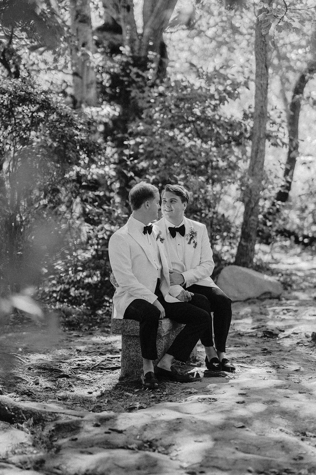 SNEAKYPEAKY (WEDDING)-23.jpg