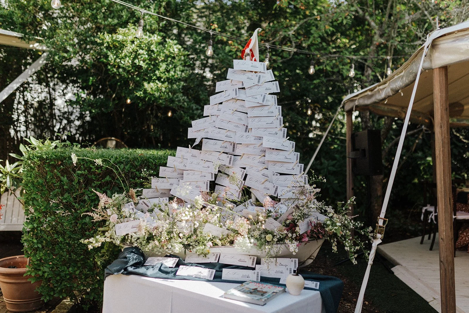 SNEAKYPEAKY (WEDDING)-27.jpg