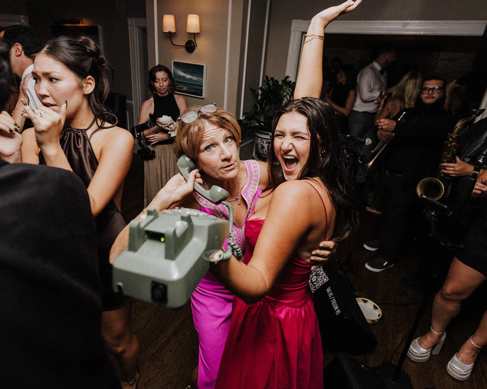 SNEAKYPEAKY (WEDDING)-85.jpg