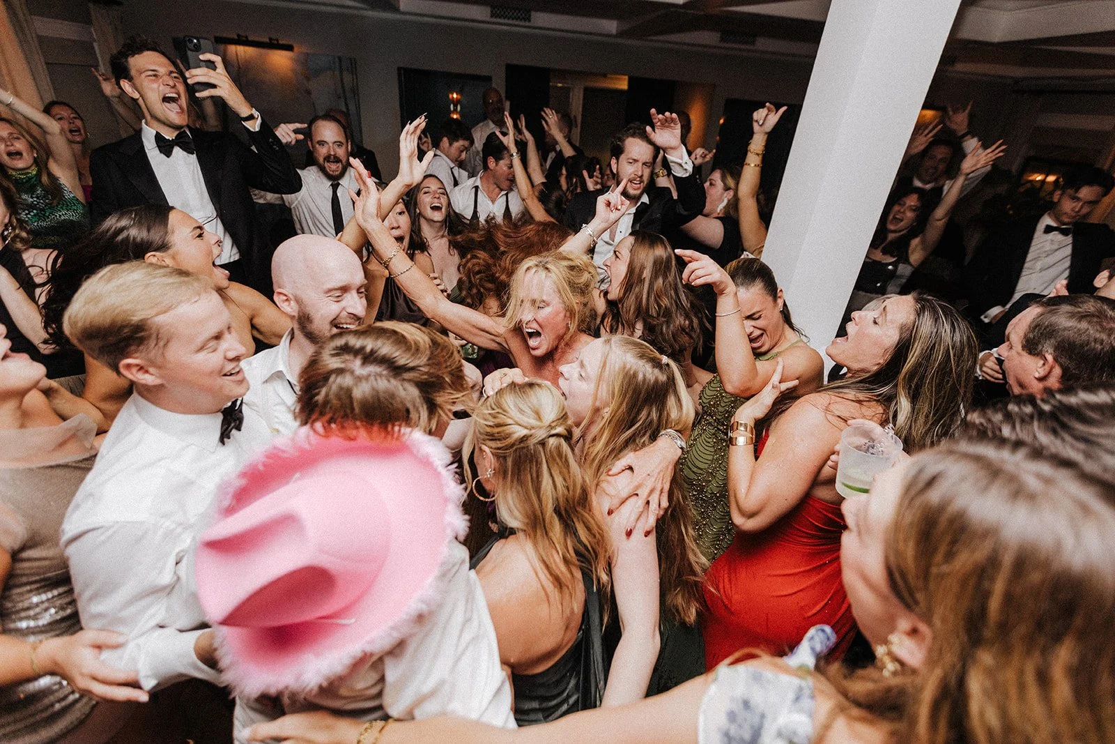 SNEAKYPEAKY (WEDDING)-91.jpg