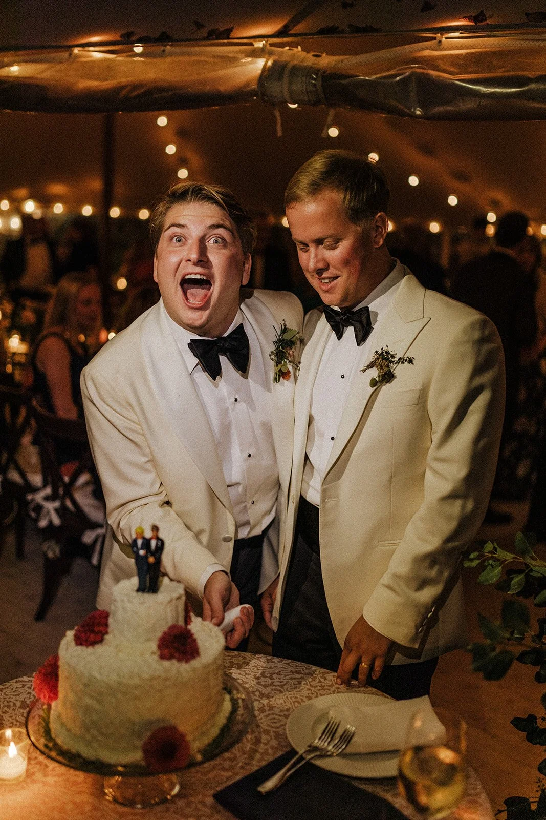 SNEAKYPEAKY (WEDDING)-72.jpg